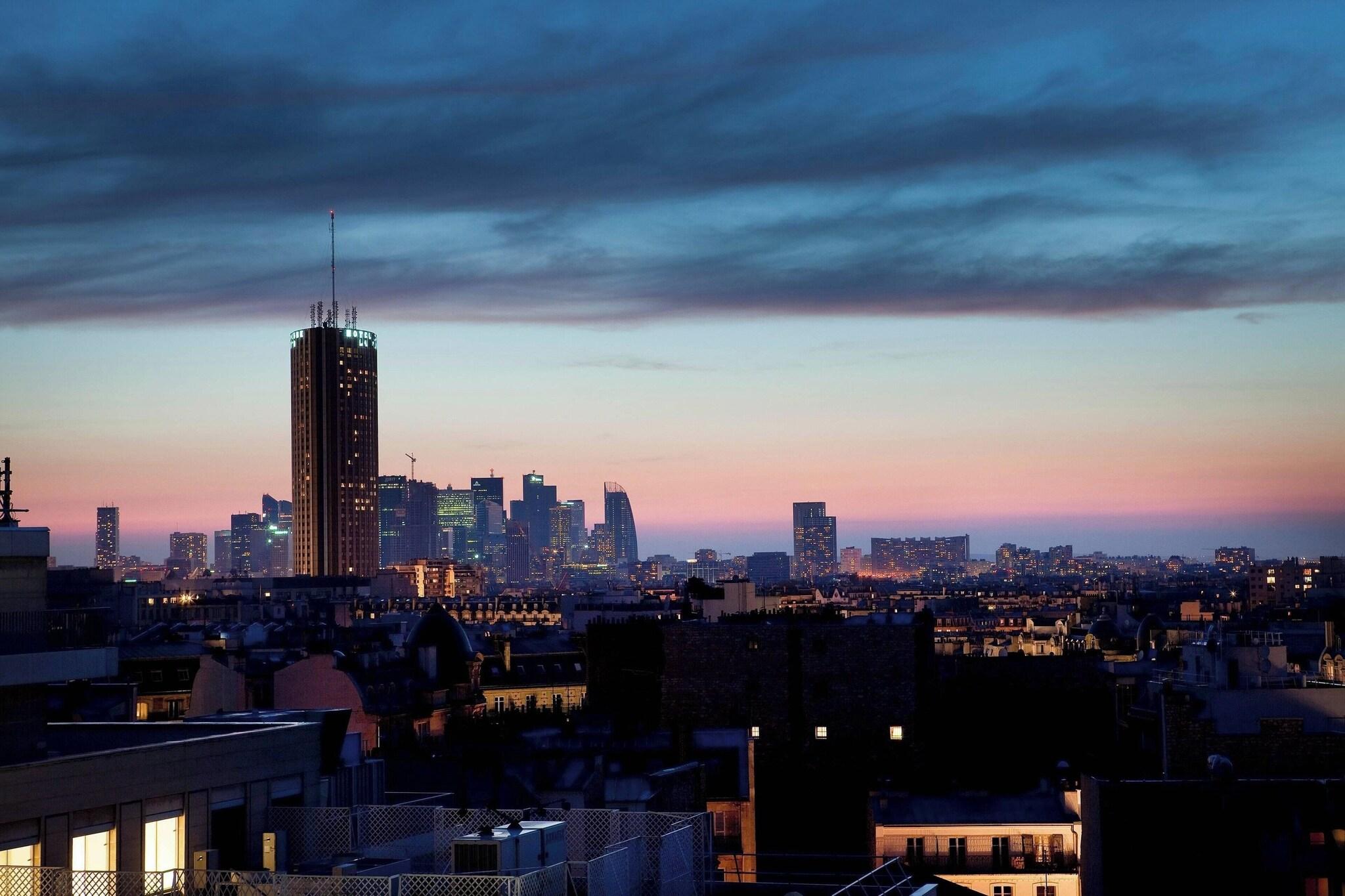 Junior Suite King Size Bed