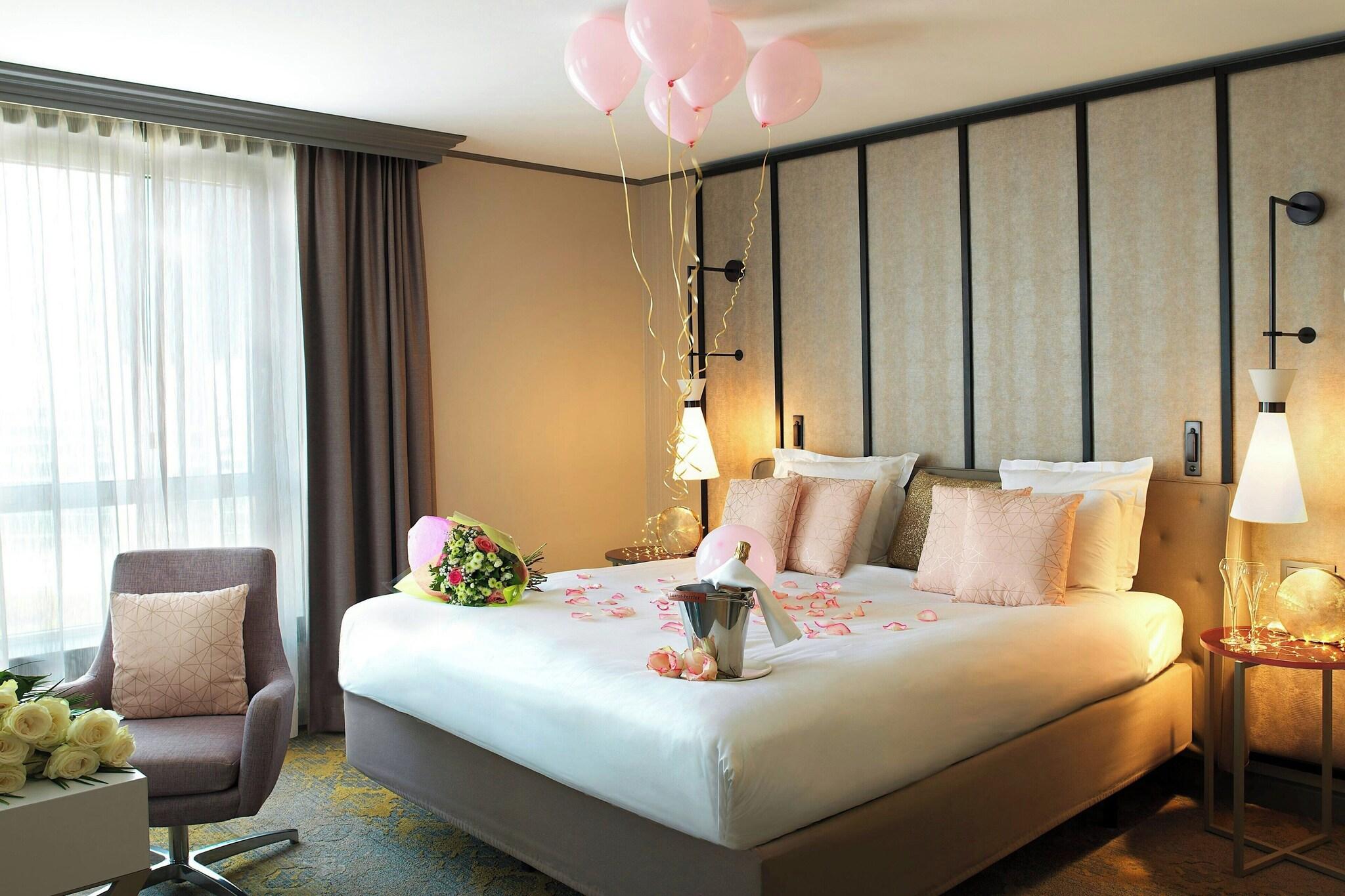 Junior Suite King Size Bed