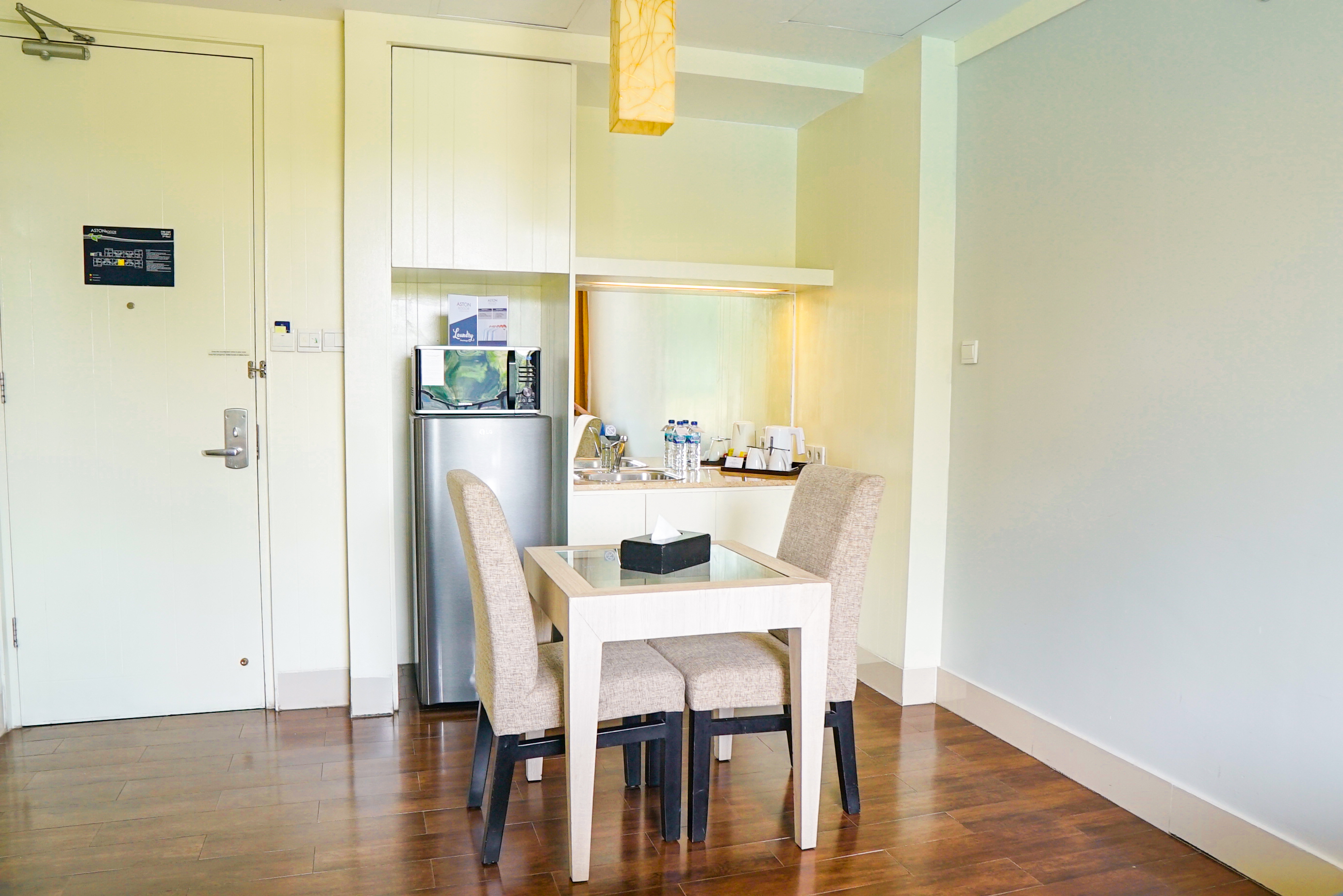 Apartment Pool View One Bedroom