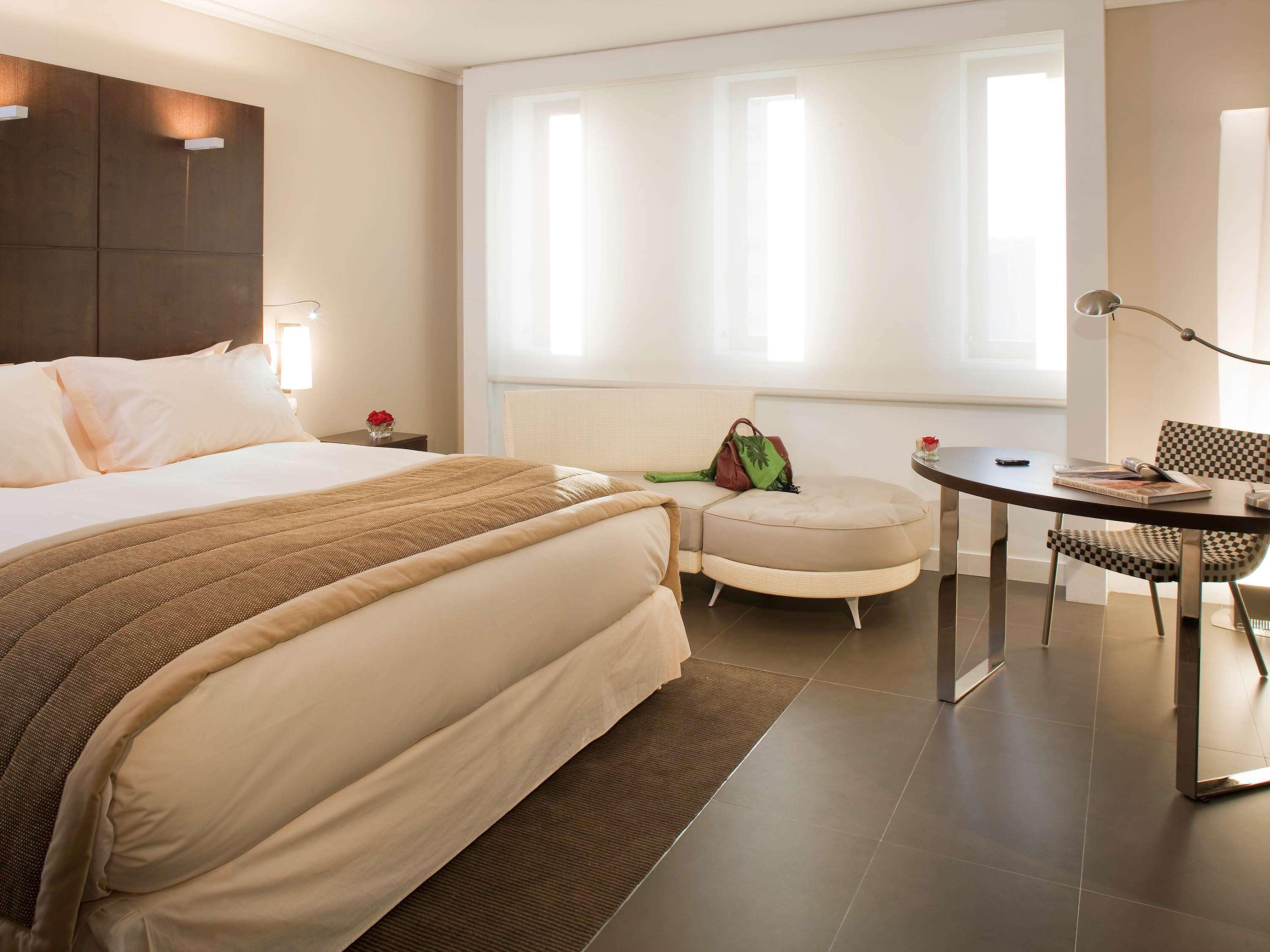 Double Luxury City View