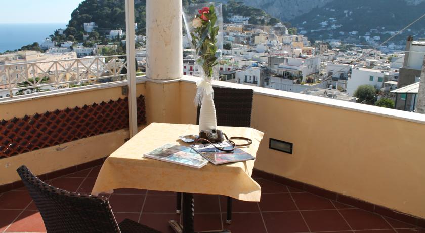 Double or Twin Superior Sea View