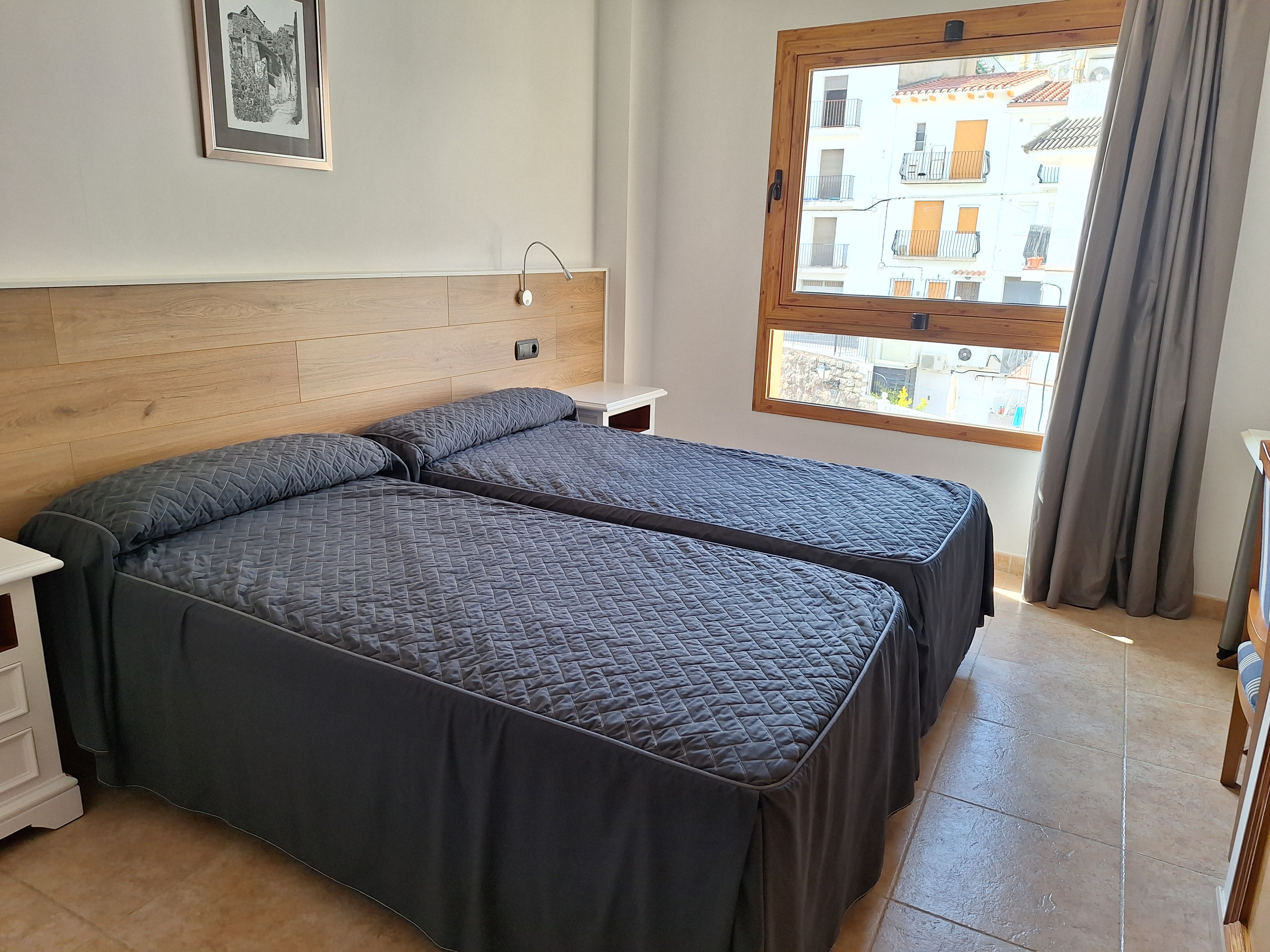 Double or Twin Standard