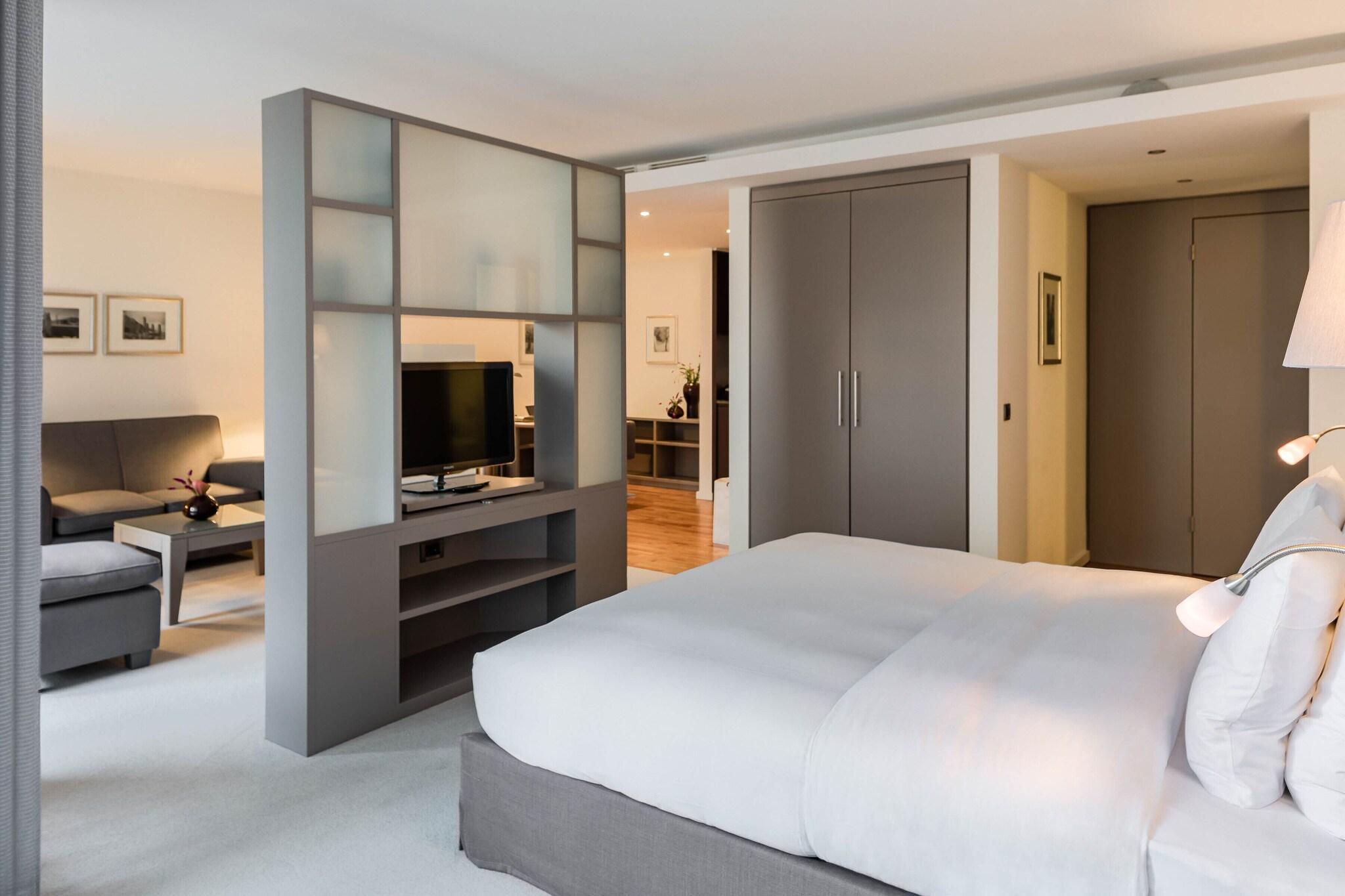 Suite Executive King Bed