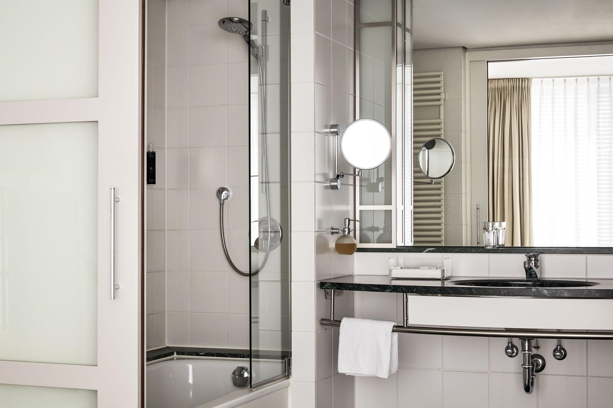 Suite Executive King Bed