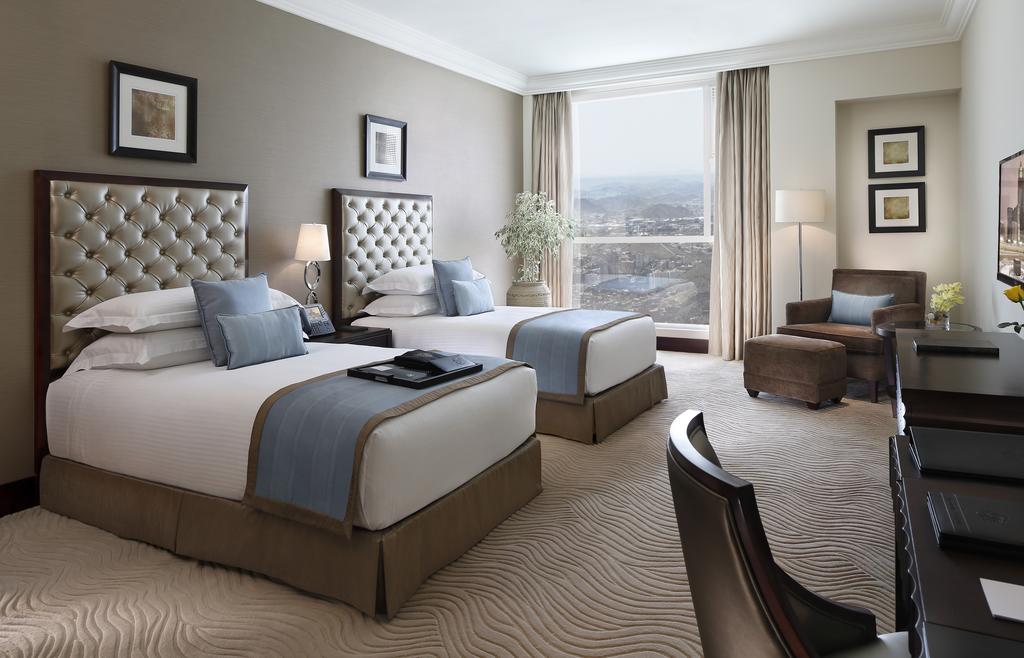 Room City View King Bed