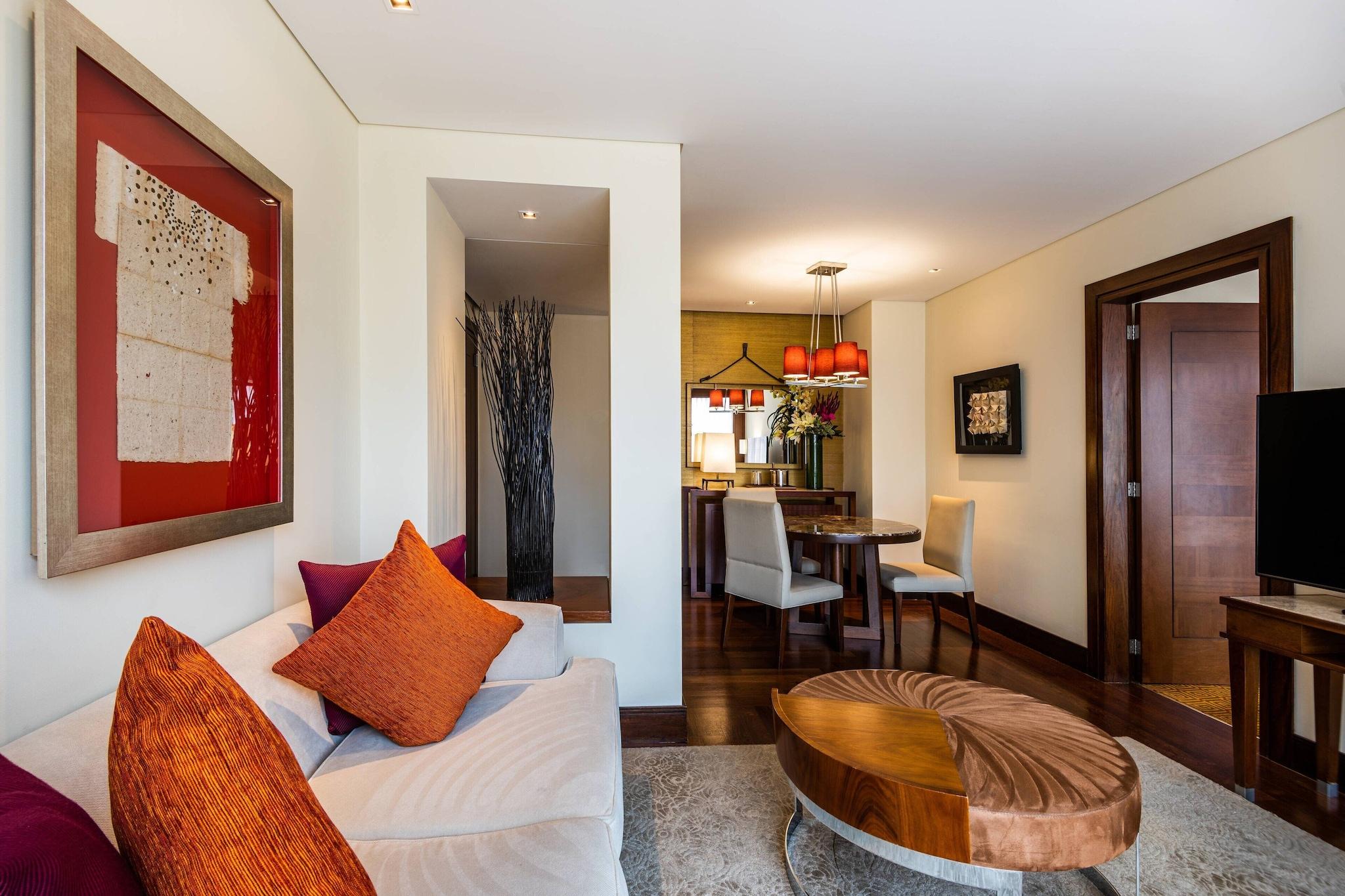 Junior Suite King Bed Non Smoking