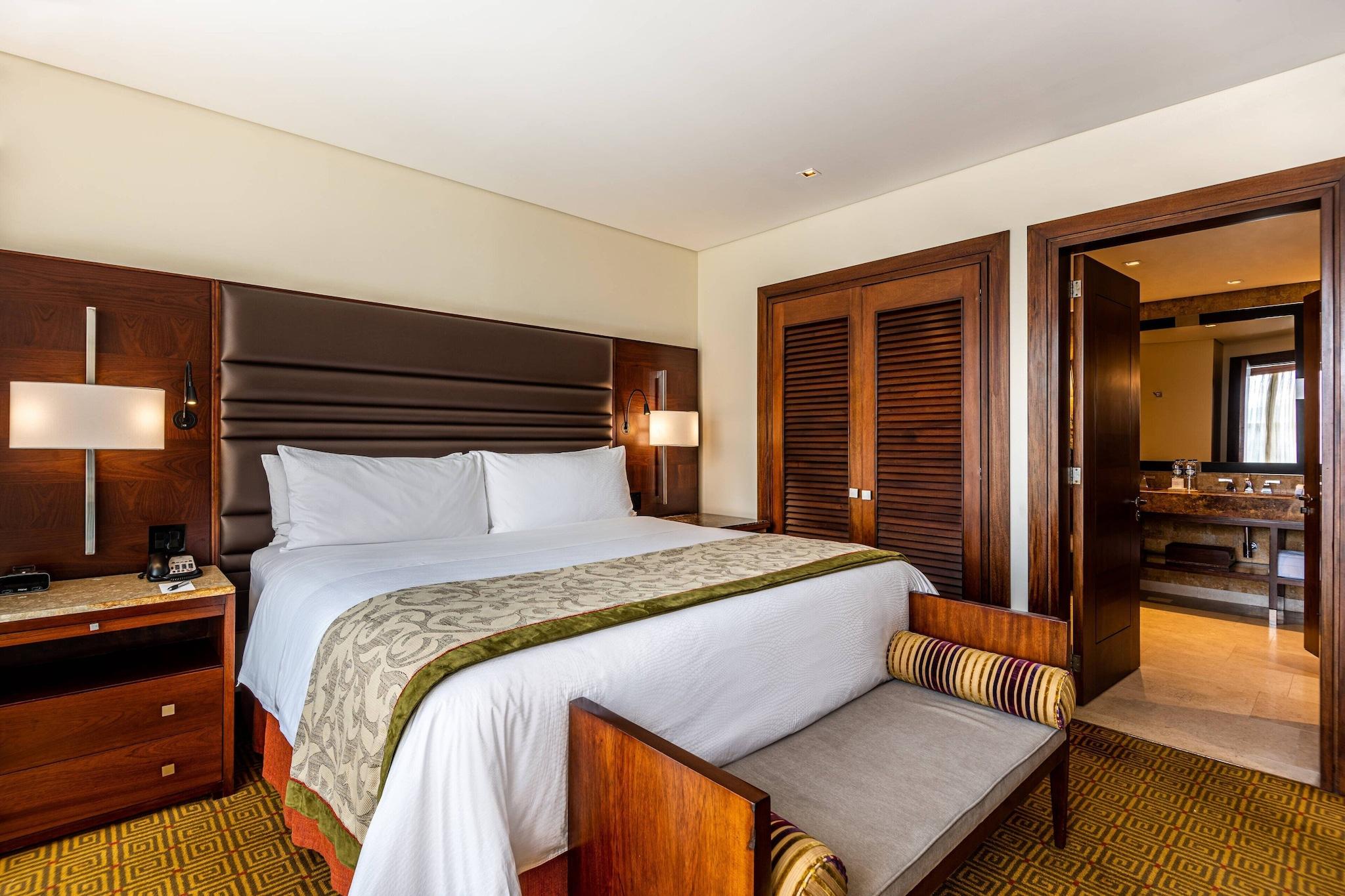 Junior Suite King Bed Non Smoking