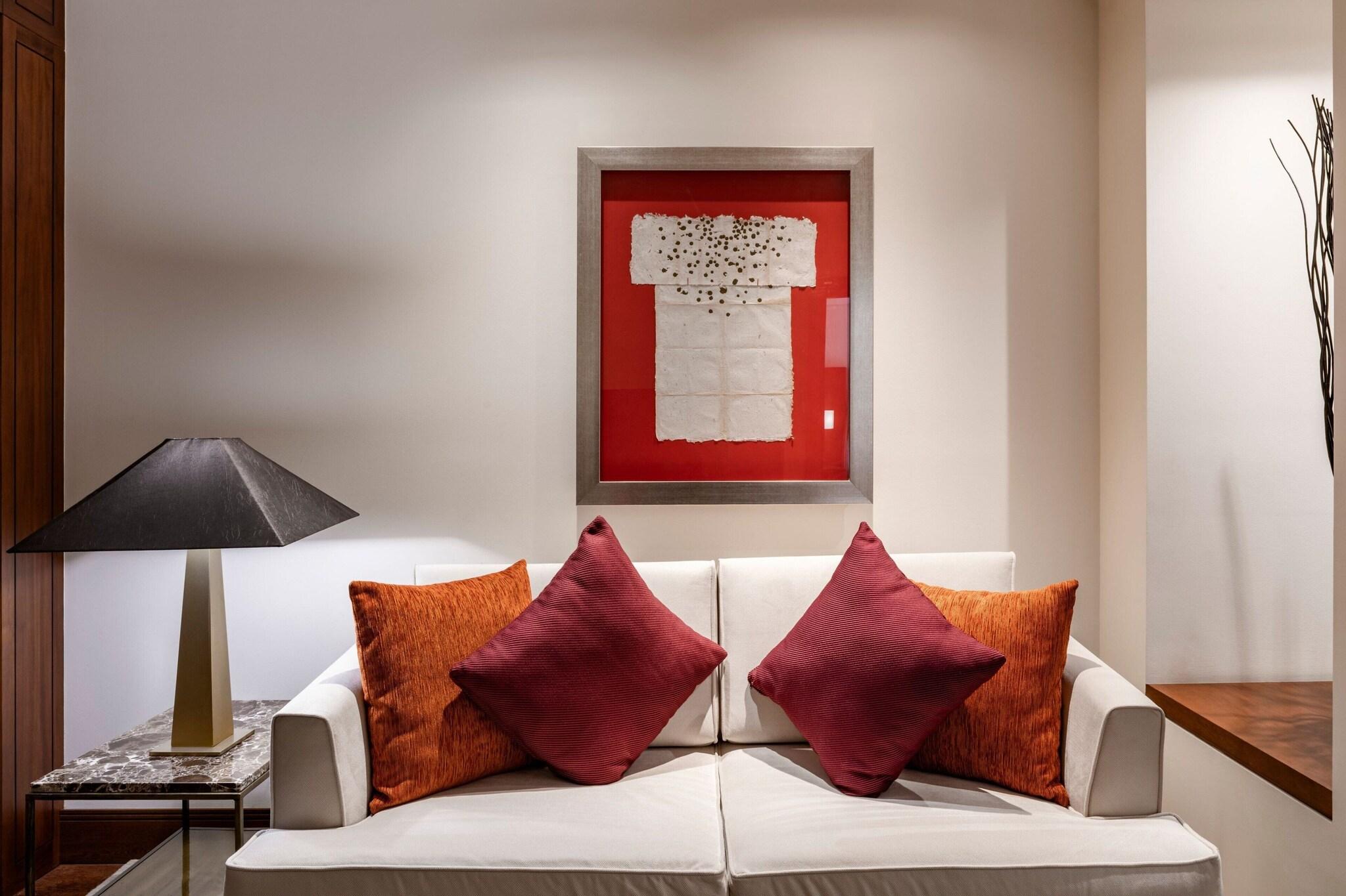 Junior Suite King Bed Non Smoking