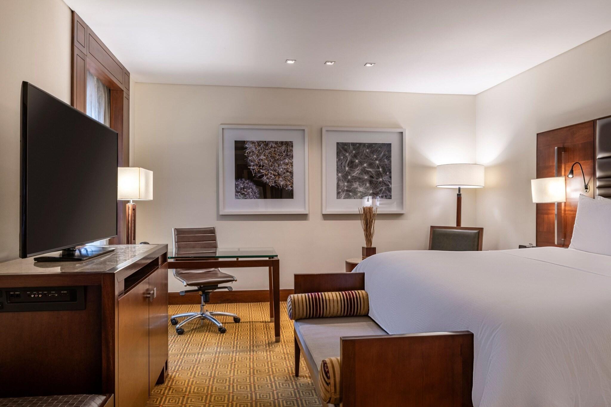 Junior Suite King Bed Non Smoking