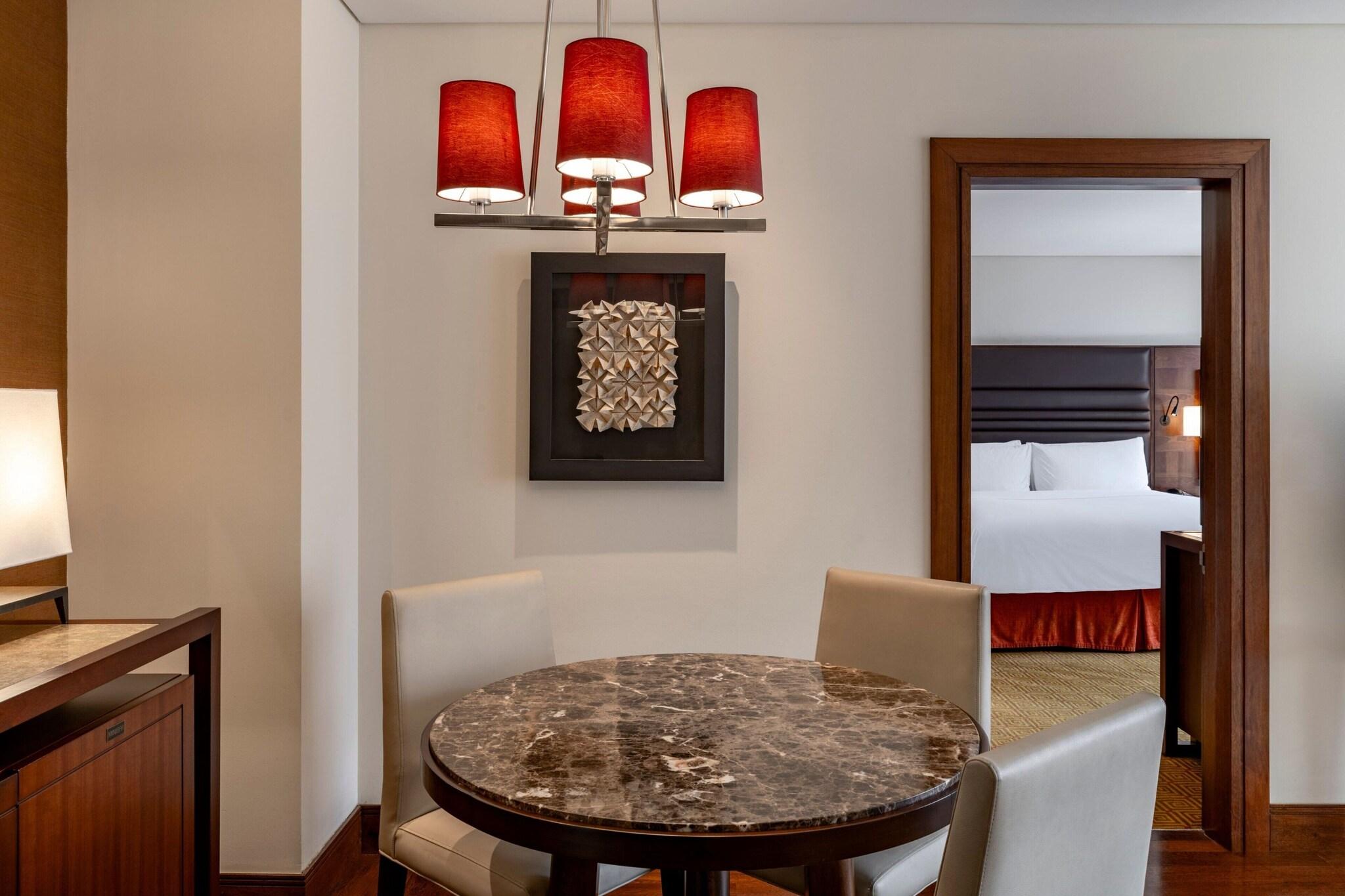 Junior Suite King Bed Non Smoking