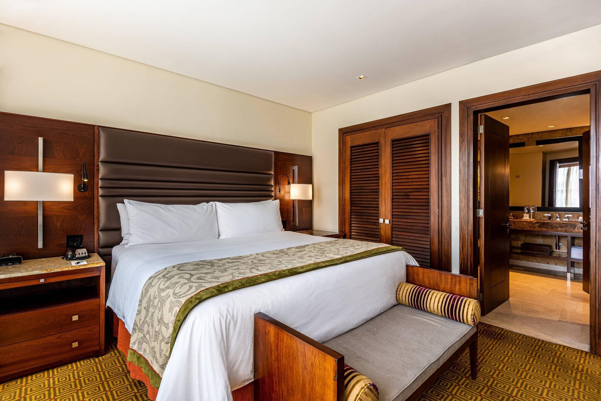 Junior Suite King Bed Non Smoking