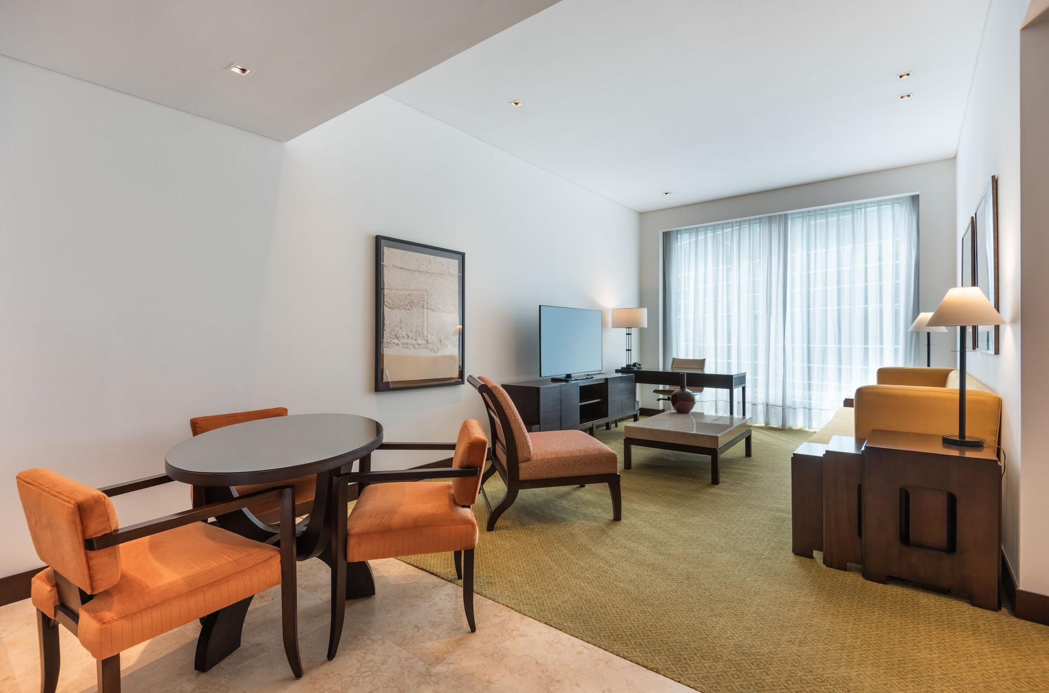 Junior Suite King Bed Non Smoking