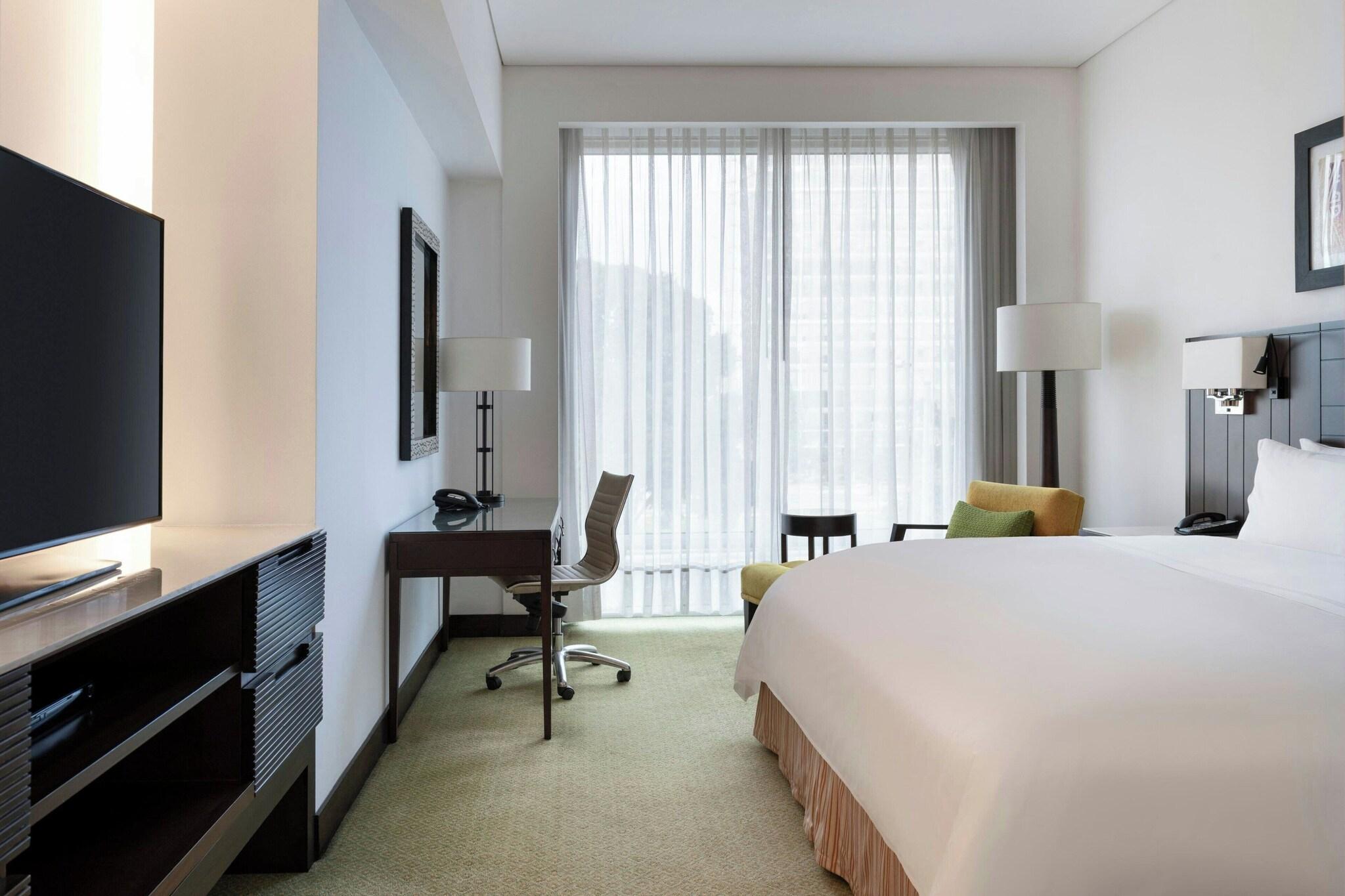 Junior Suite King Bed One Bedroom 