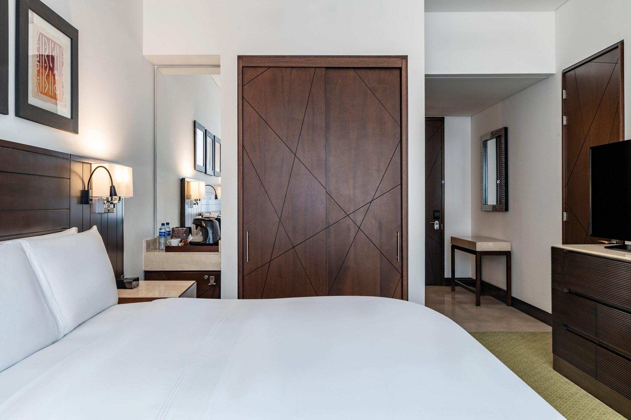 Double Executive King Bed