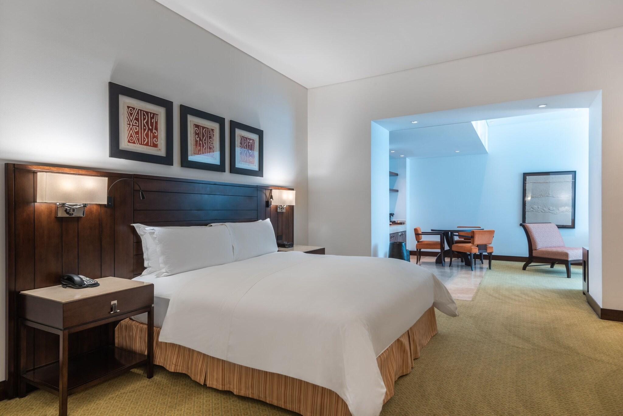 Studio Executive King Bed