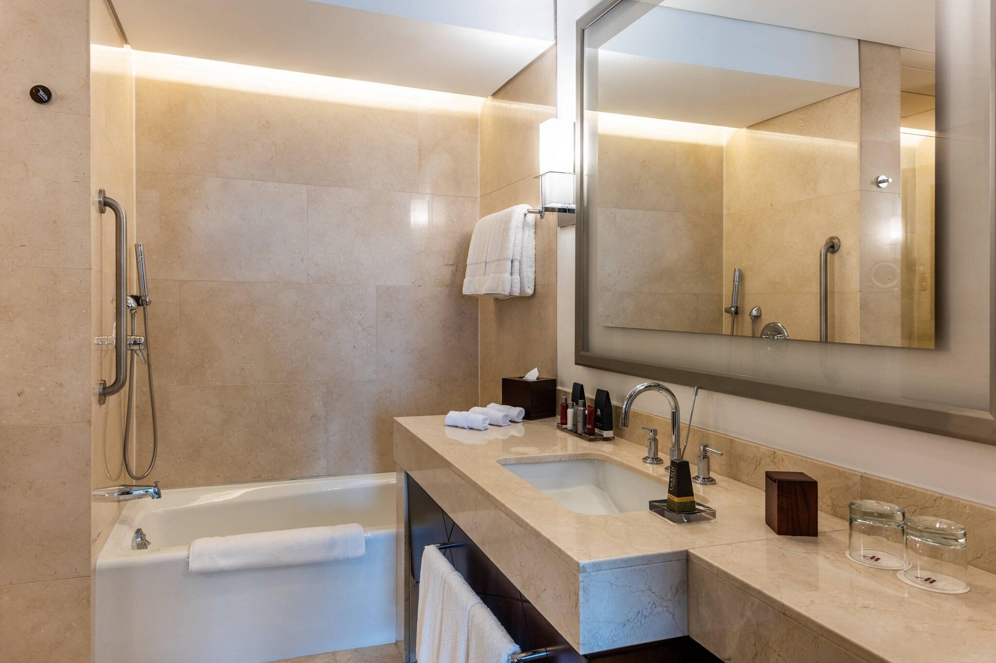 Junior Suite King Bed One Bedroom 