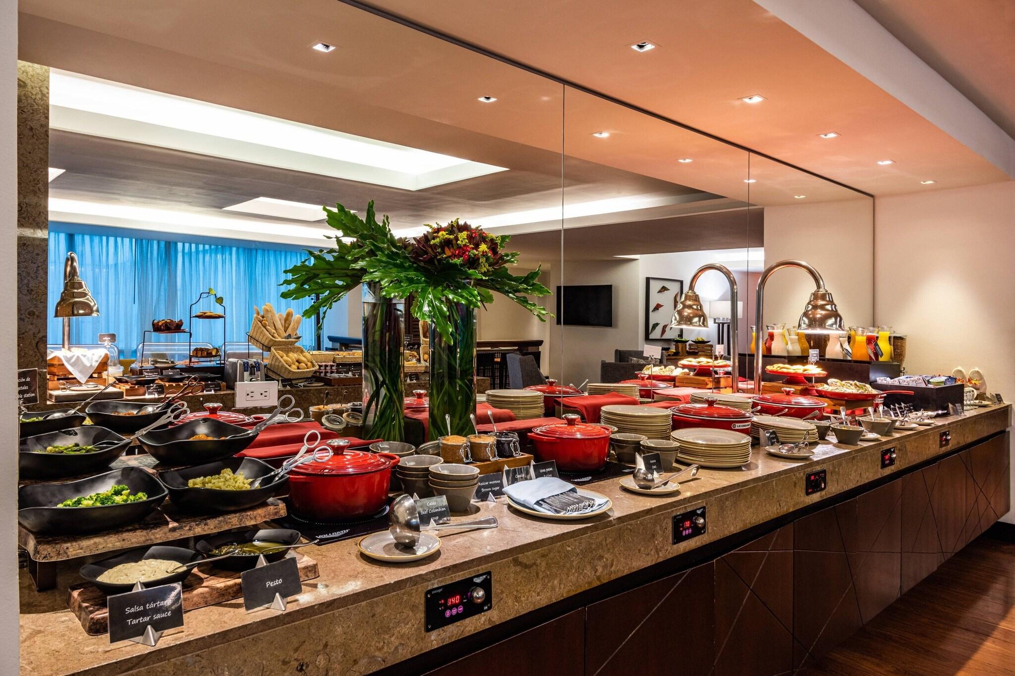 Junior Suite King Bed One Bedroom 