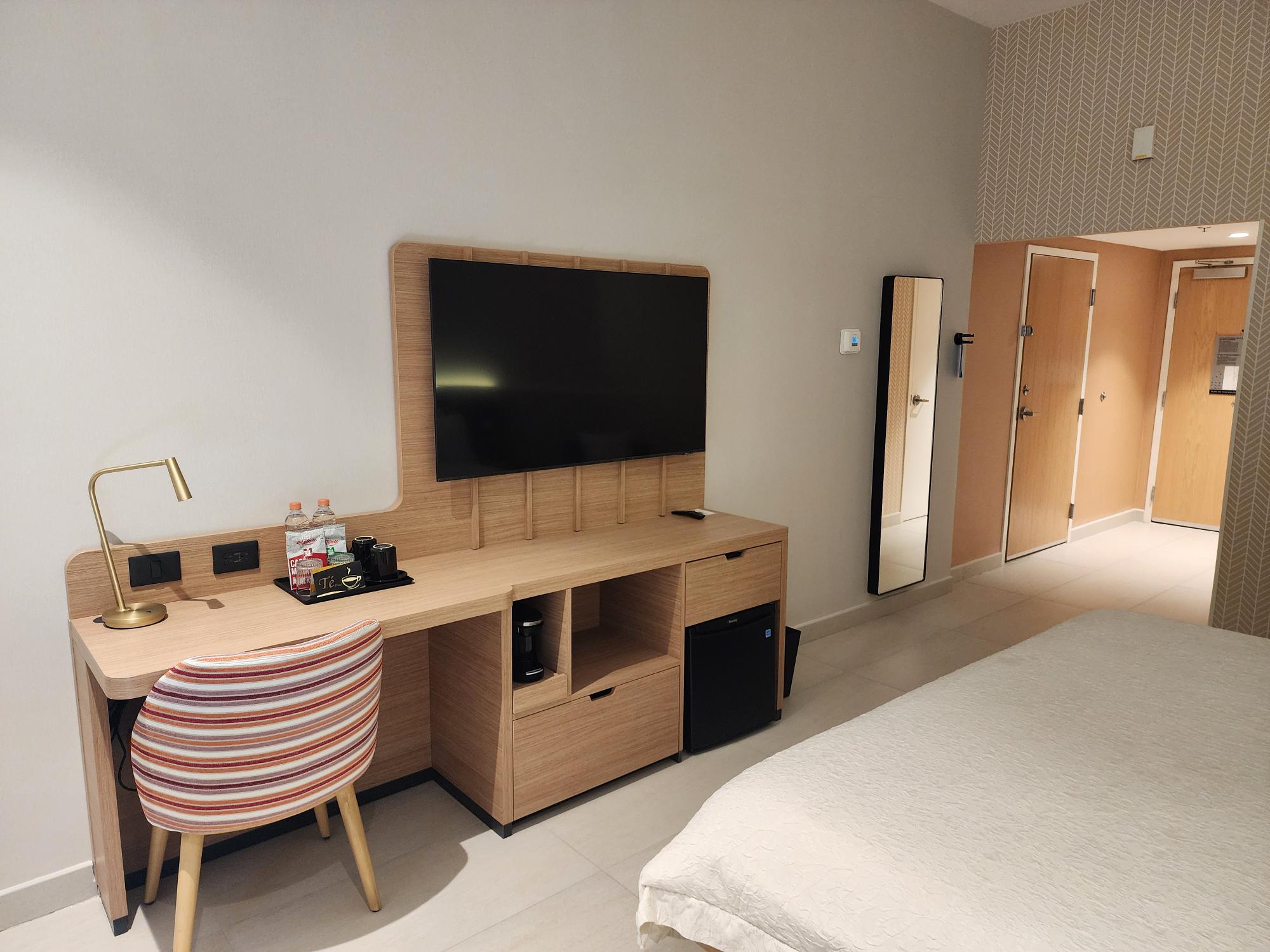 Double King Bed Non Smoking