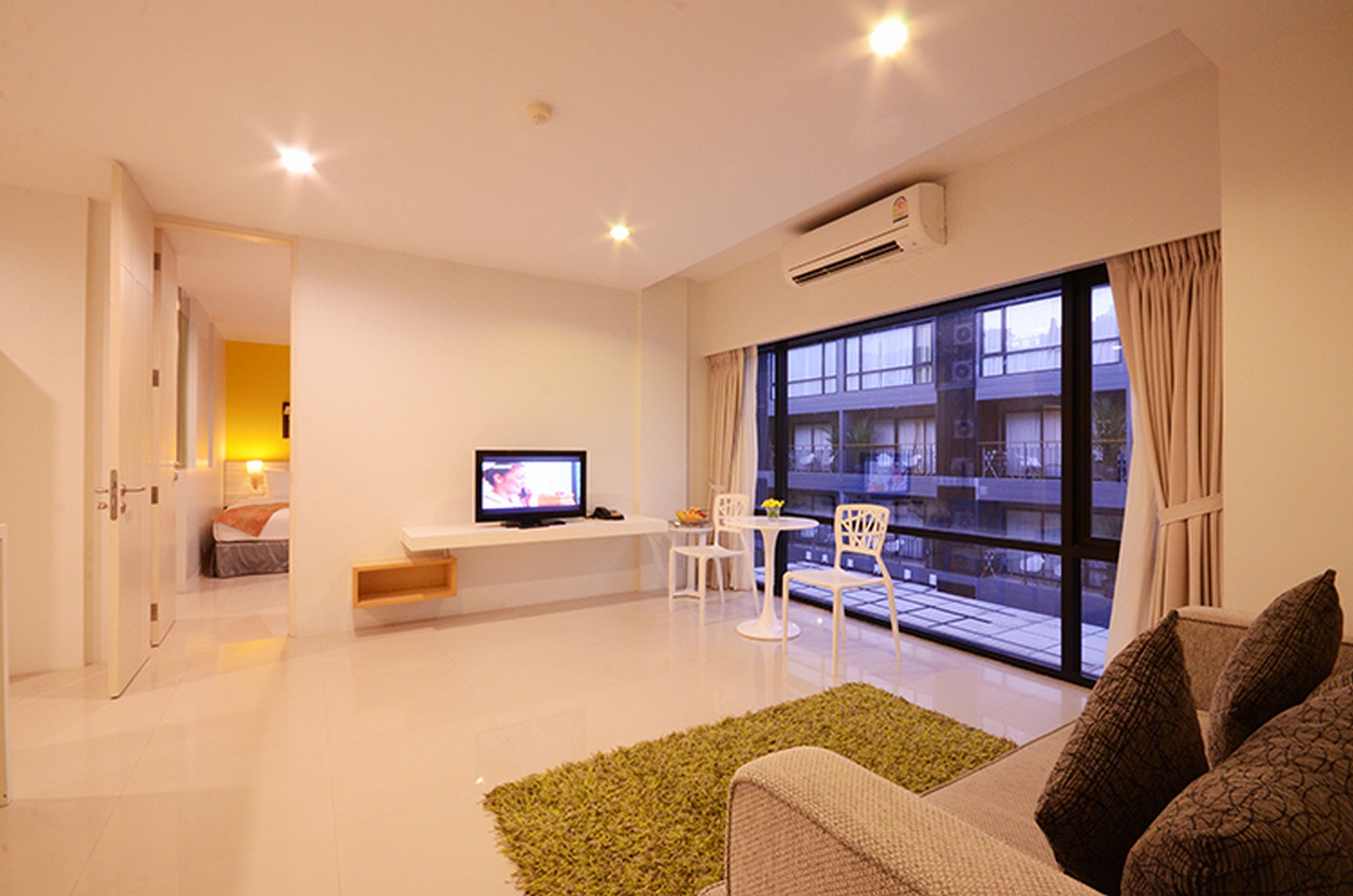 Double or Twin One Bedroom