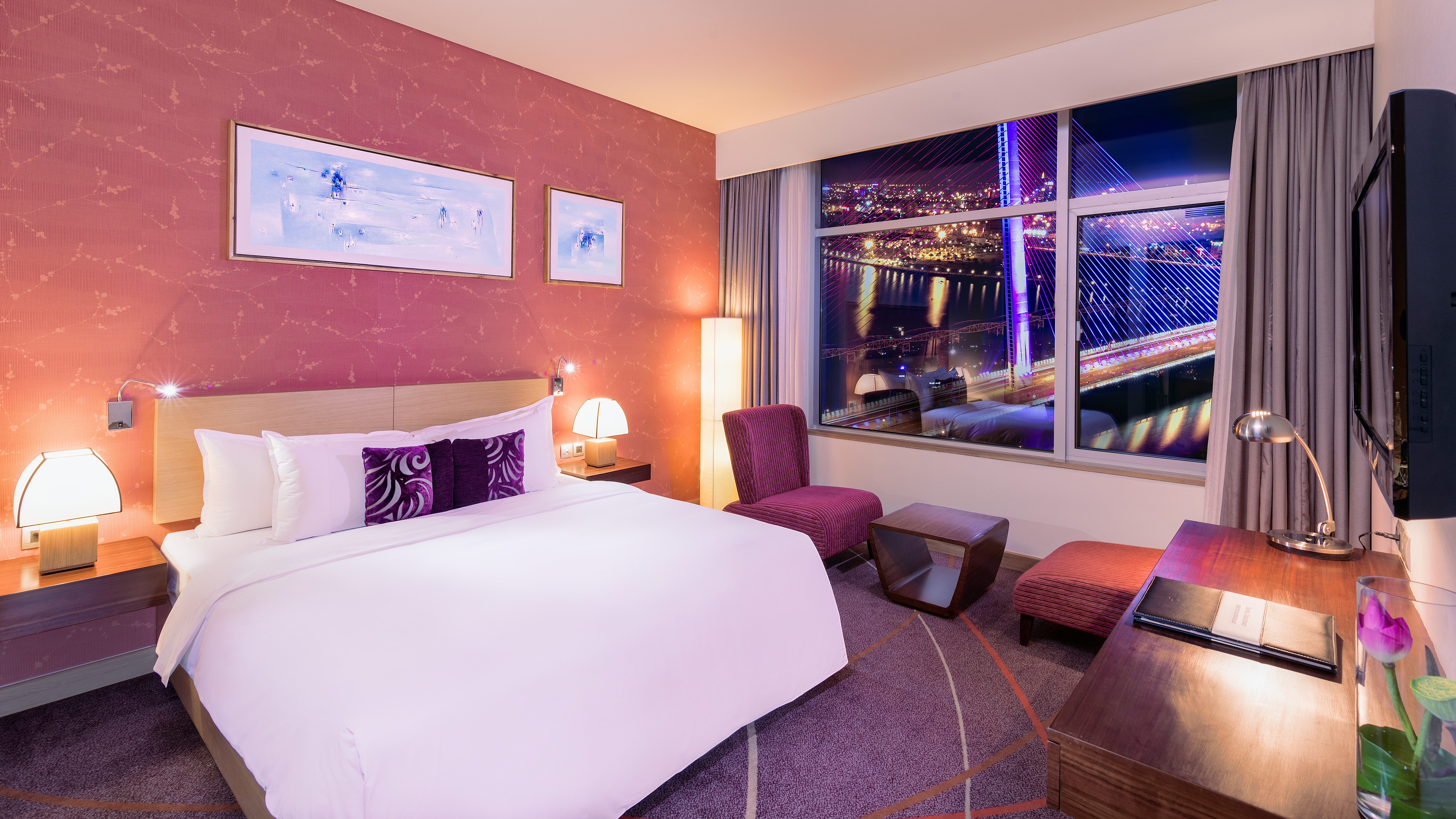 Double Superior Queen Bed