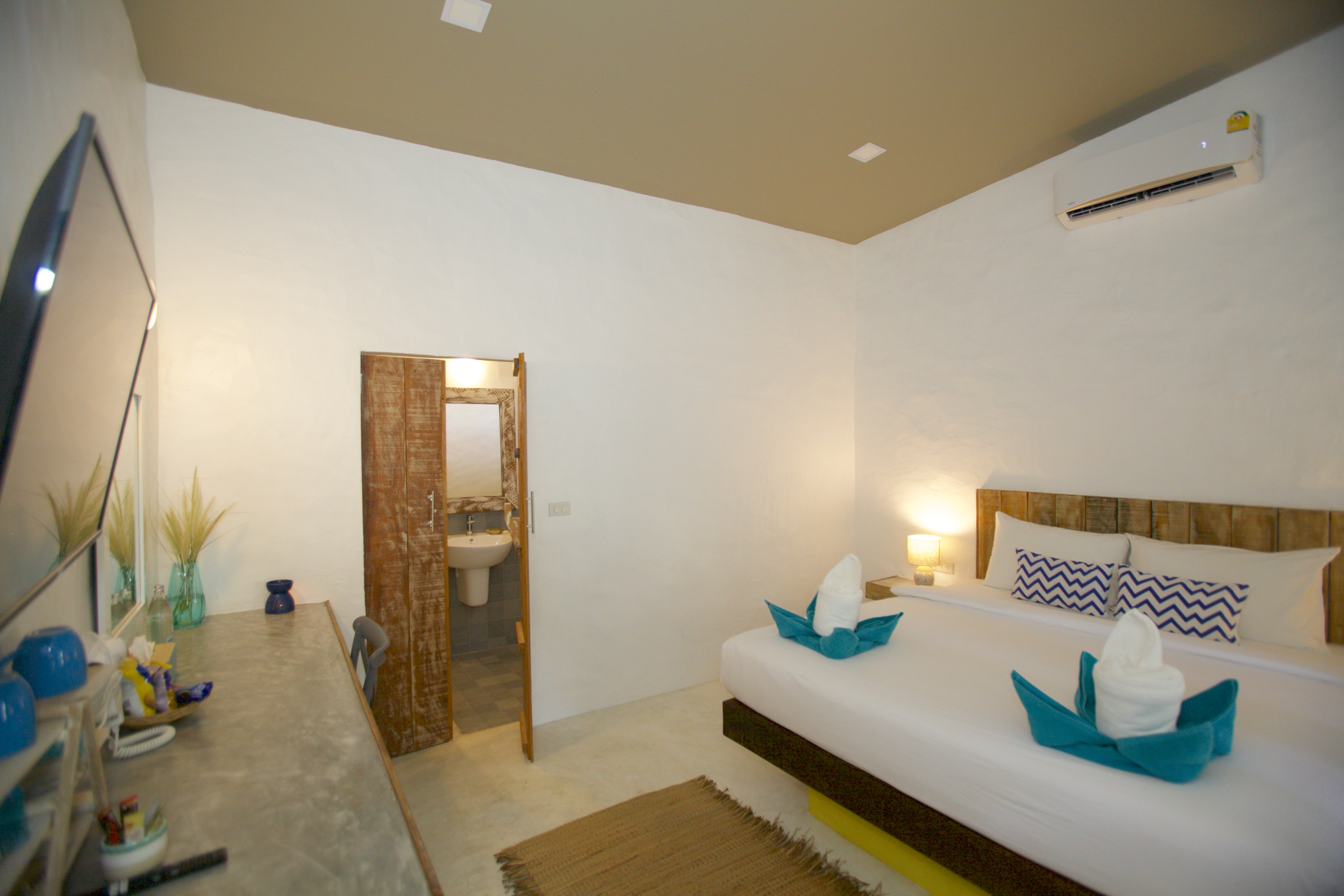 House Superior Side Sea View