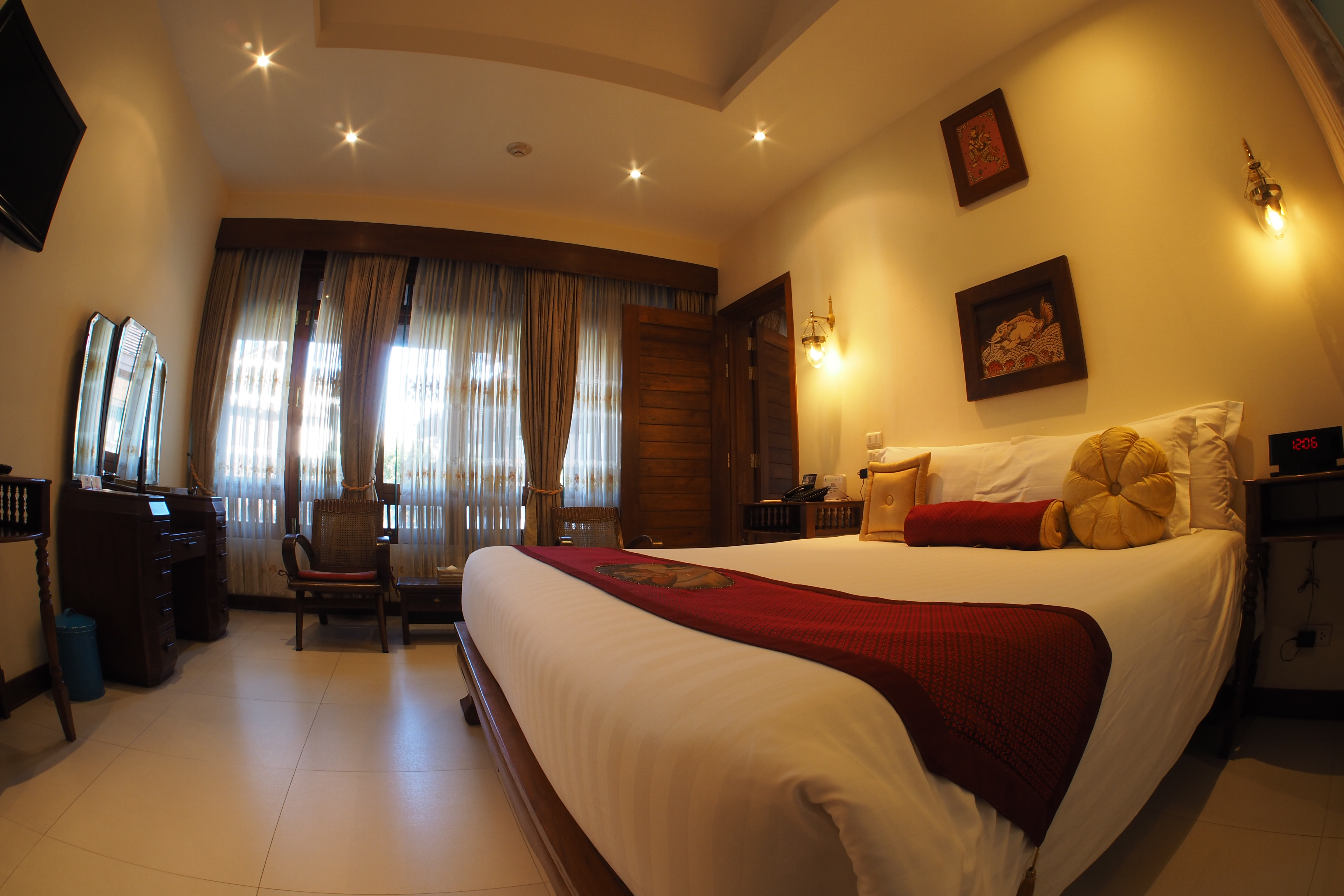 Double or Twin Deluxe