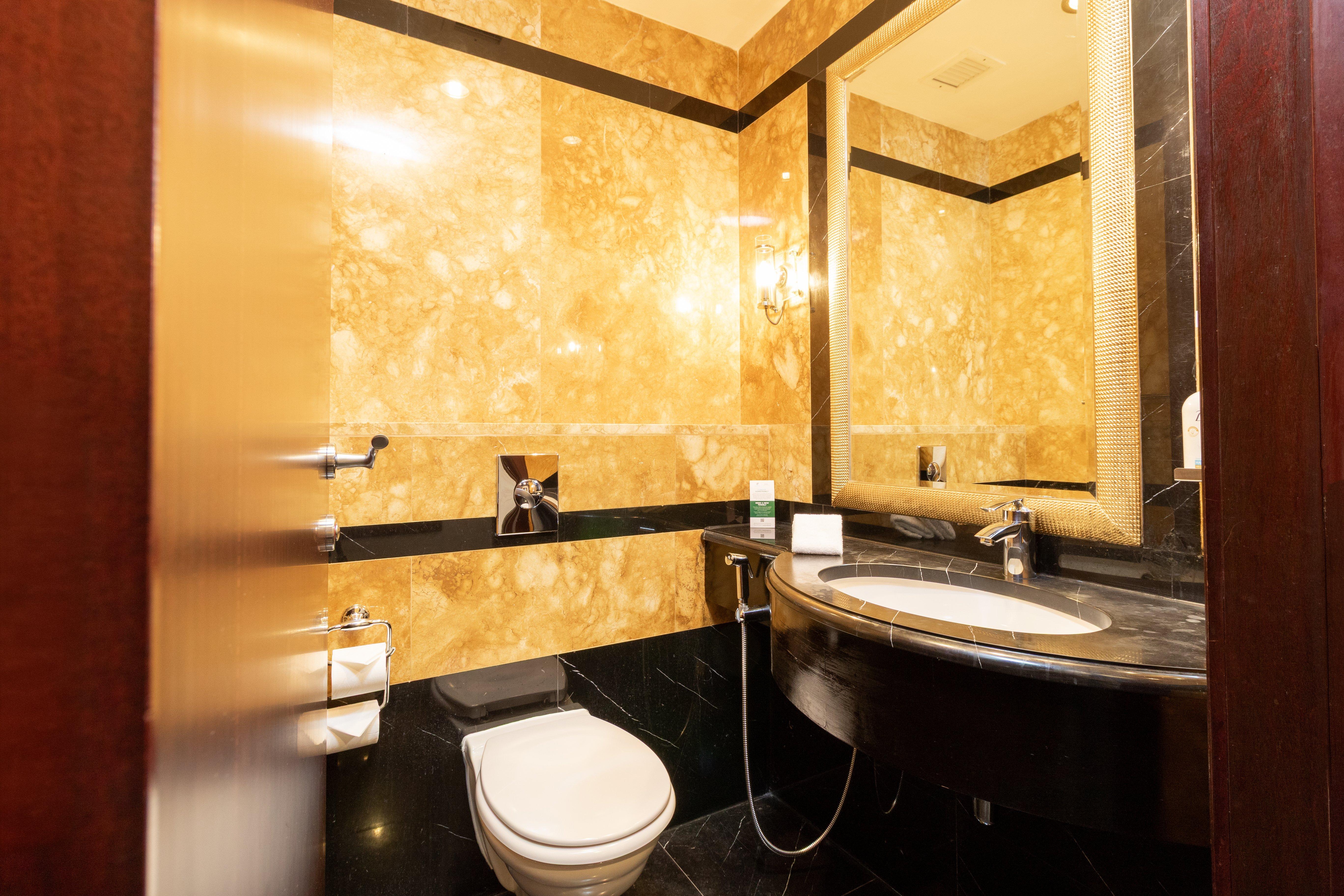 Suite Sea View King Bed