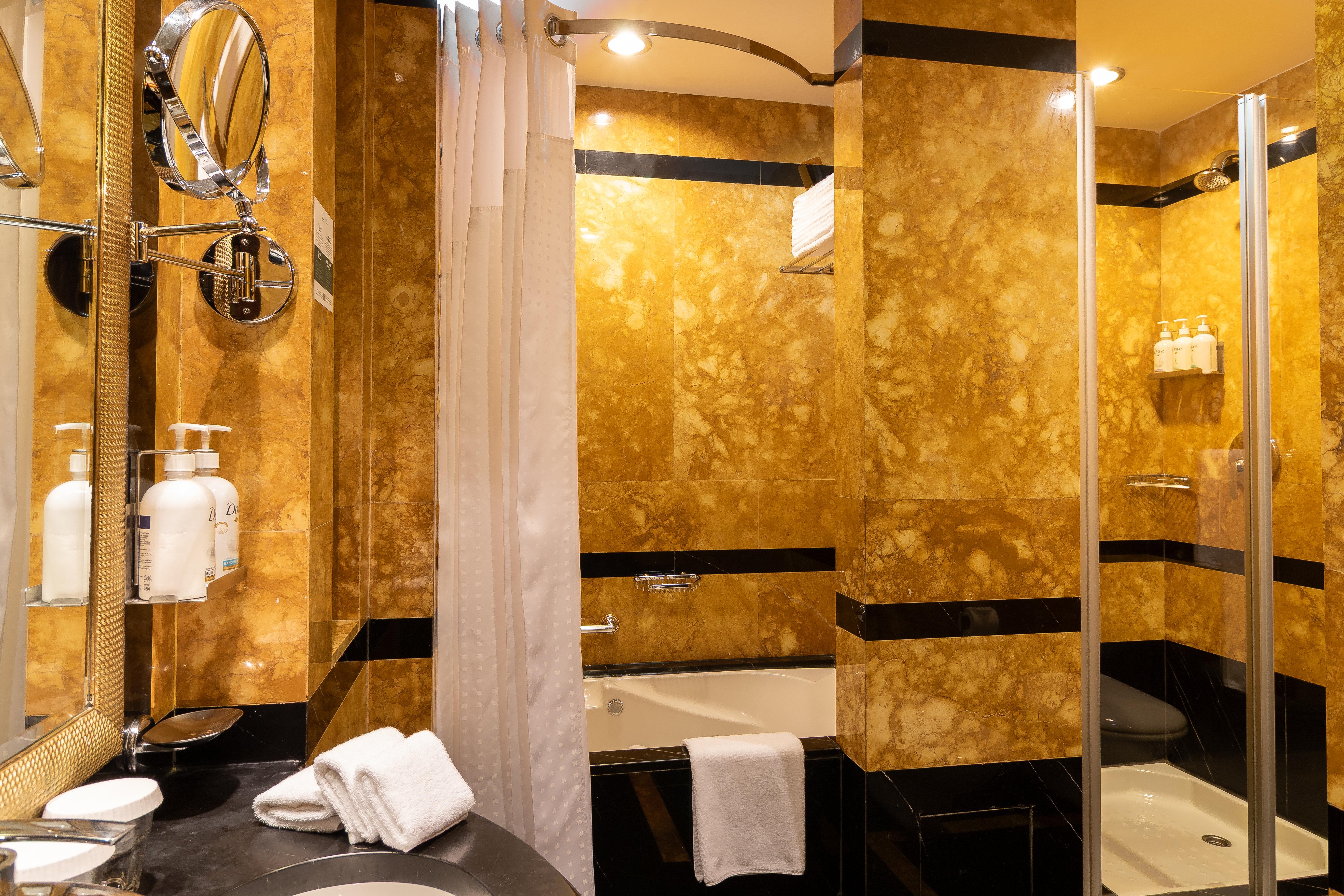 Suite Sea View King Bed