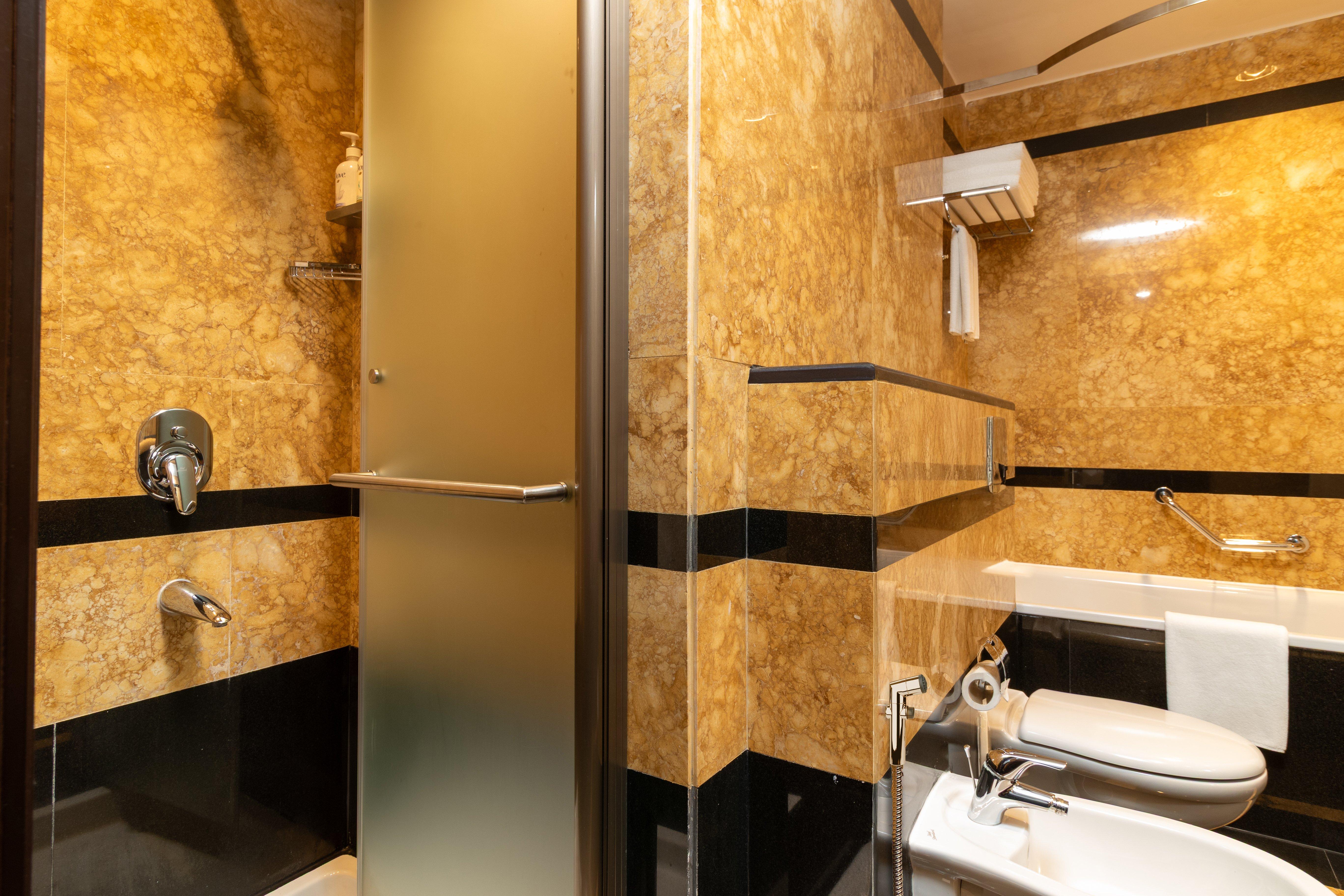 Suite Sea View King Bed