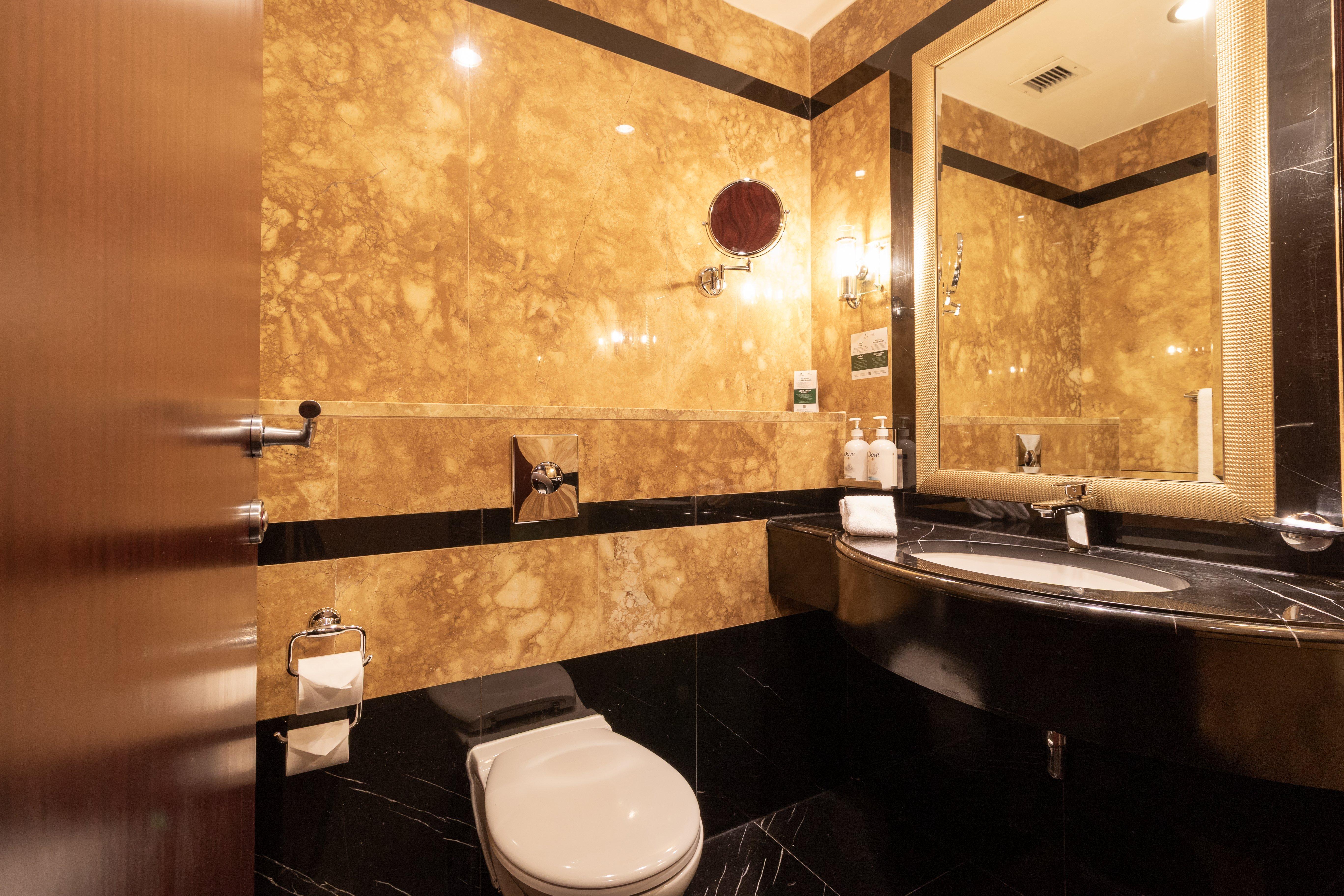 Suite Sea View King Bed