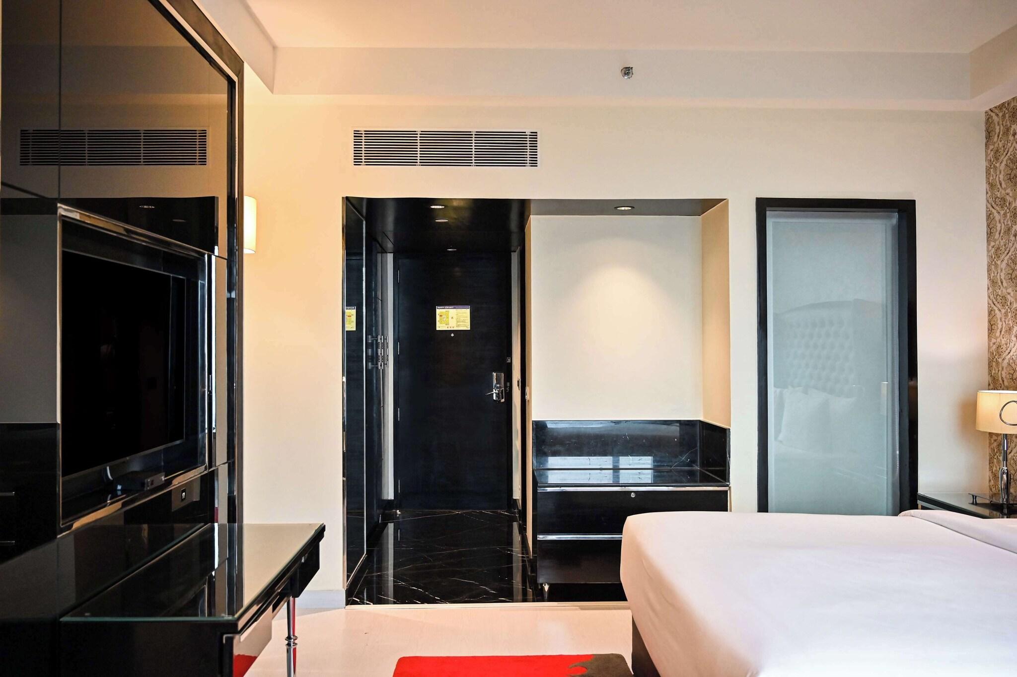 Double Superior King Bed