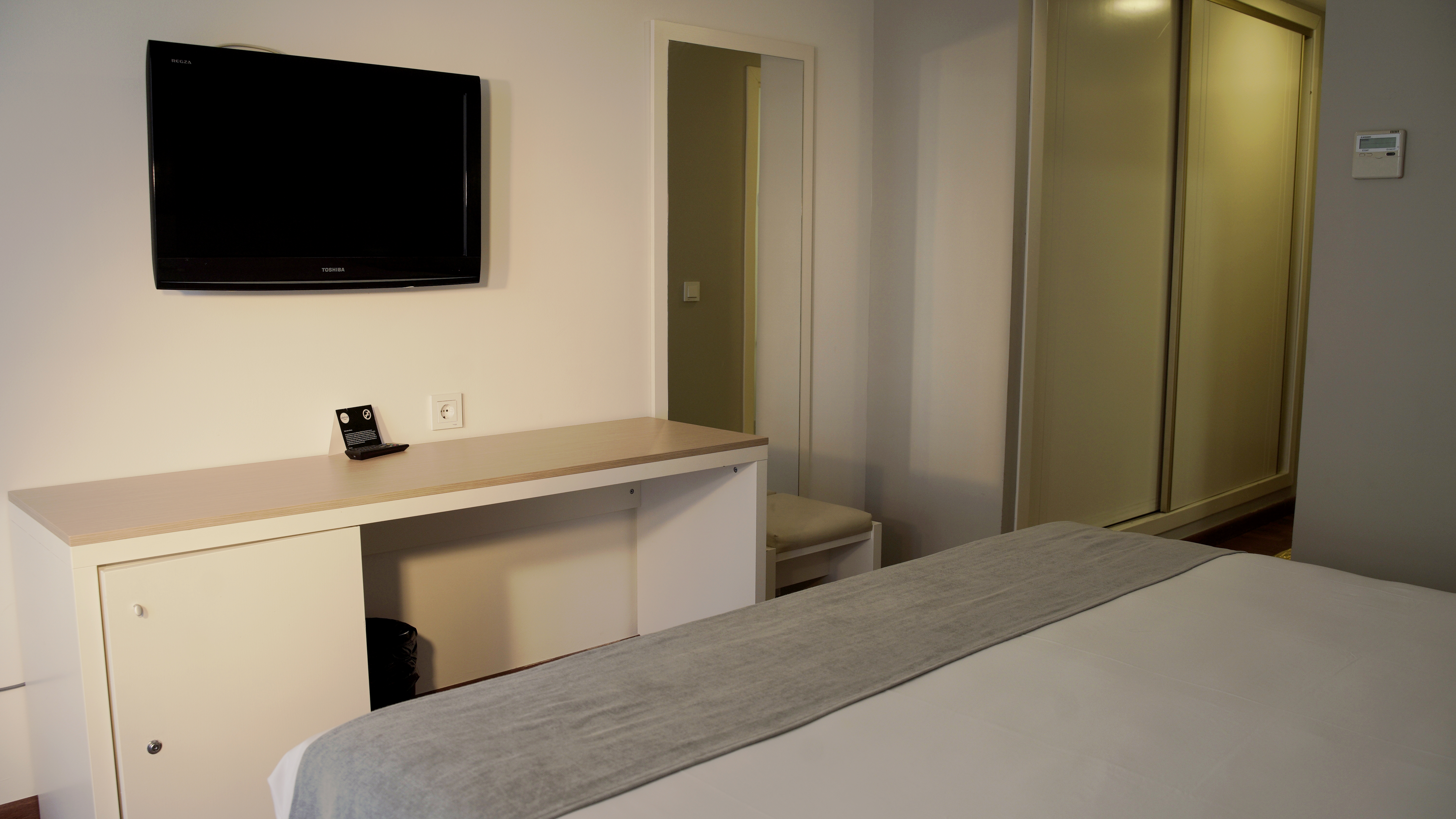 Double or Twin Side Sea View