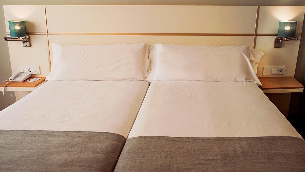 Double or Twin Standard