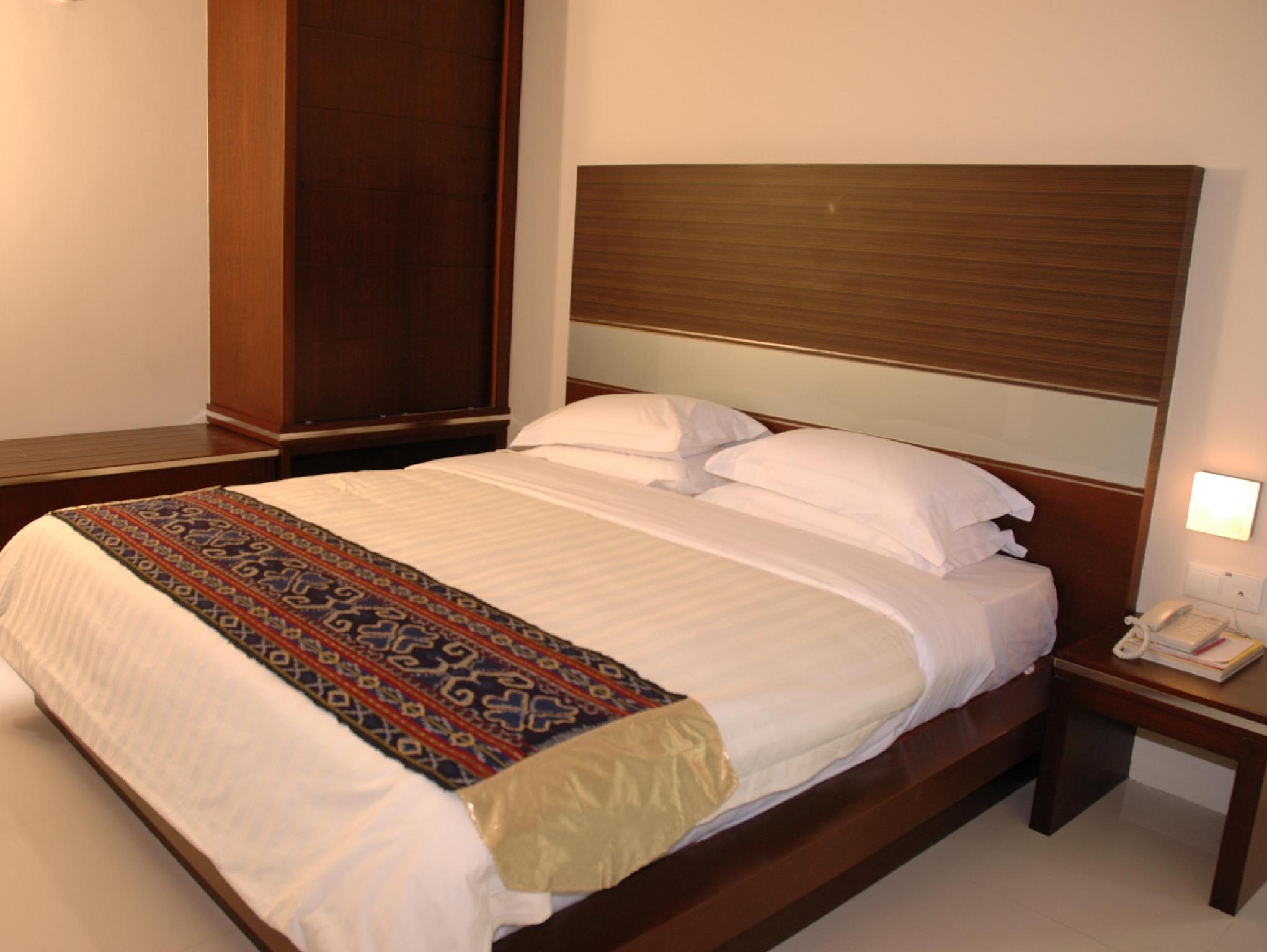 Family Room City View