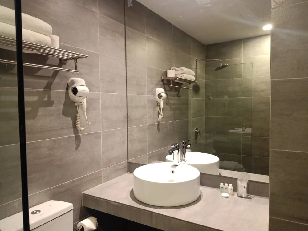 Double or Twin Deluxe