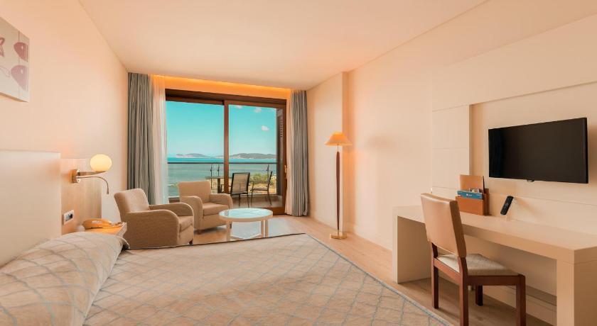 Double Superior Sea View