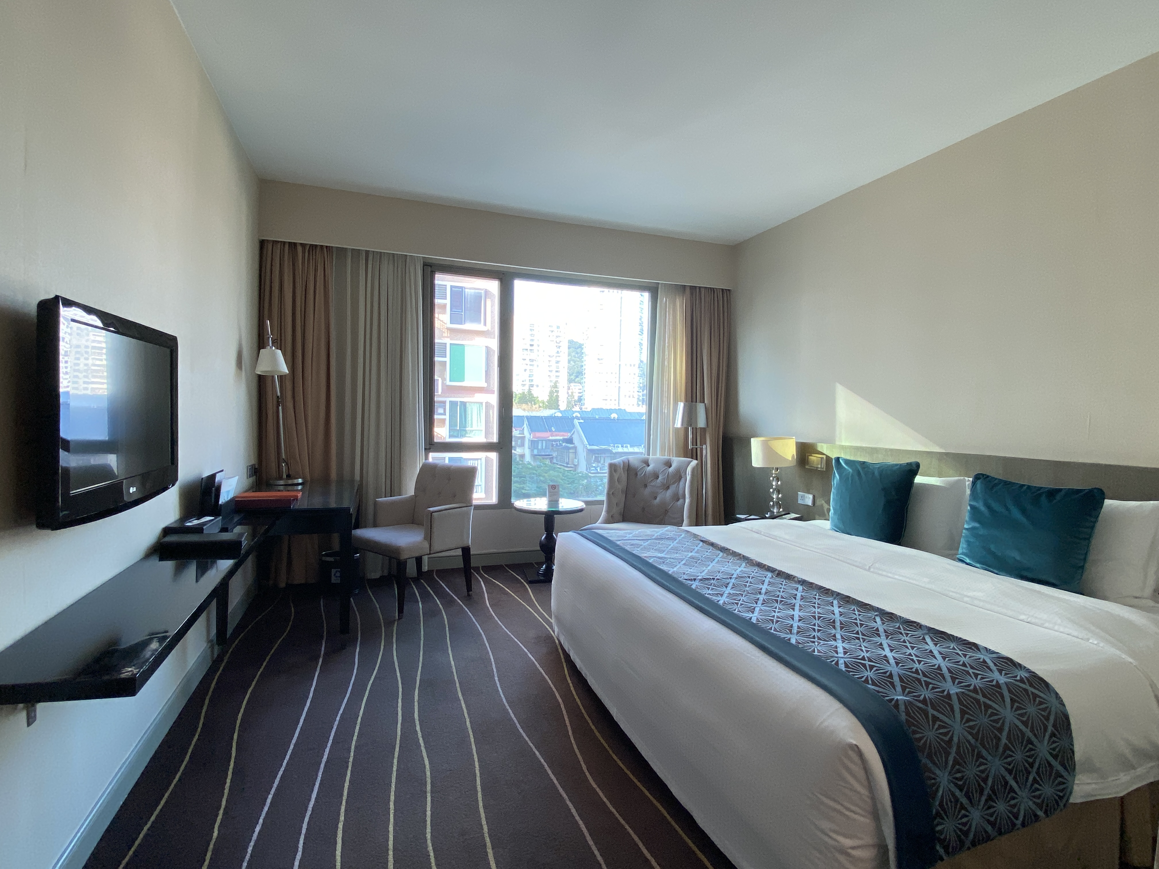 Double Superior King Bed