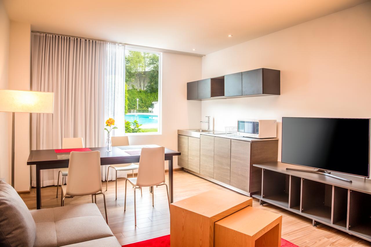 Junior Suite King Size Bed