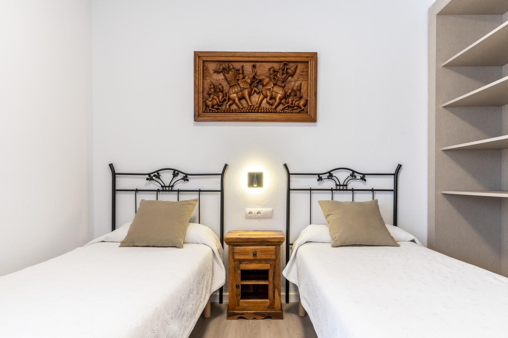 Apartment Two Bedrooms with Terrace