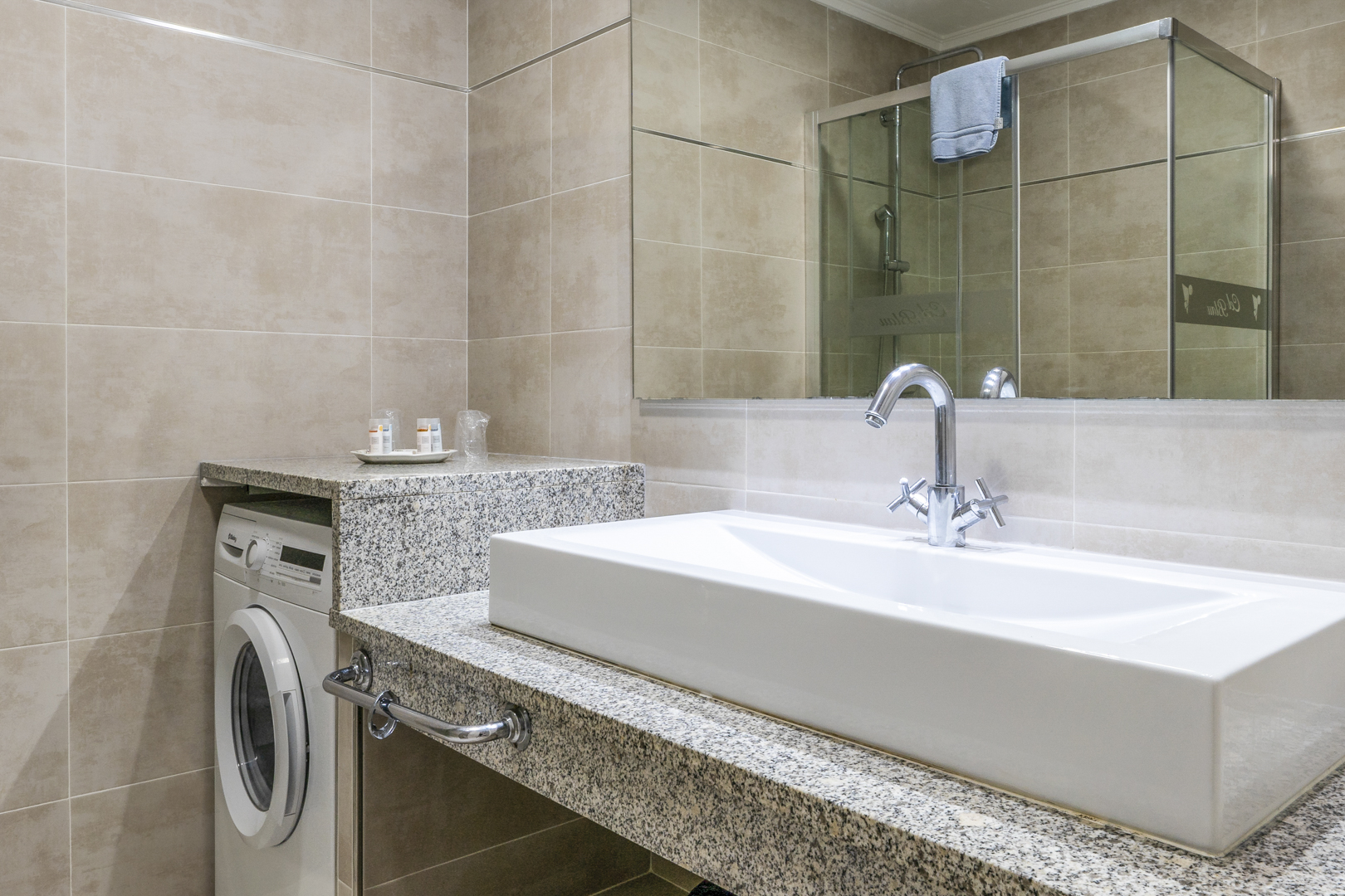 Apartment with Terrace