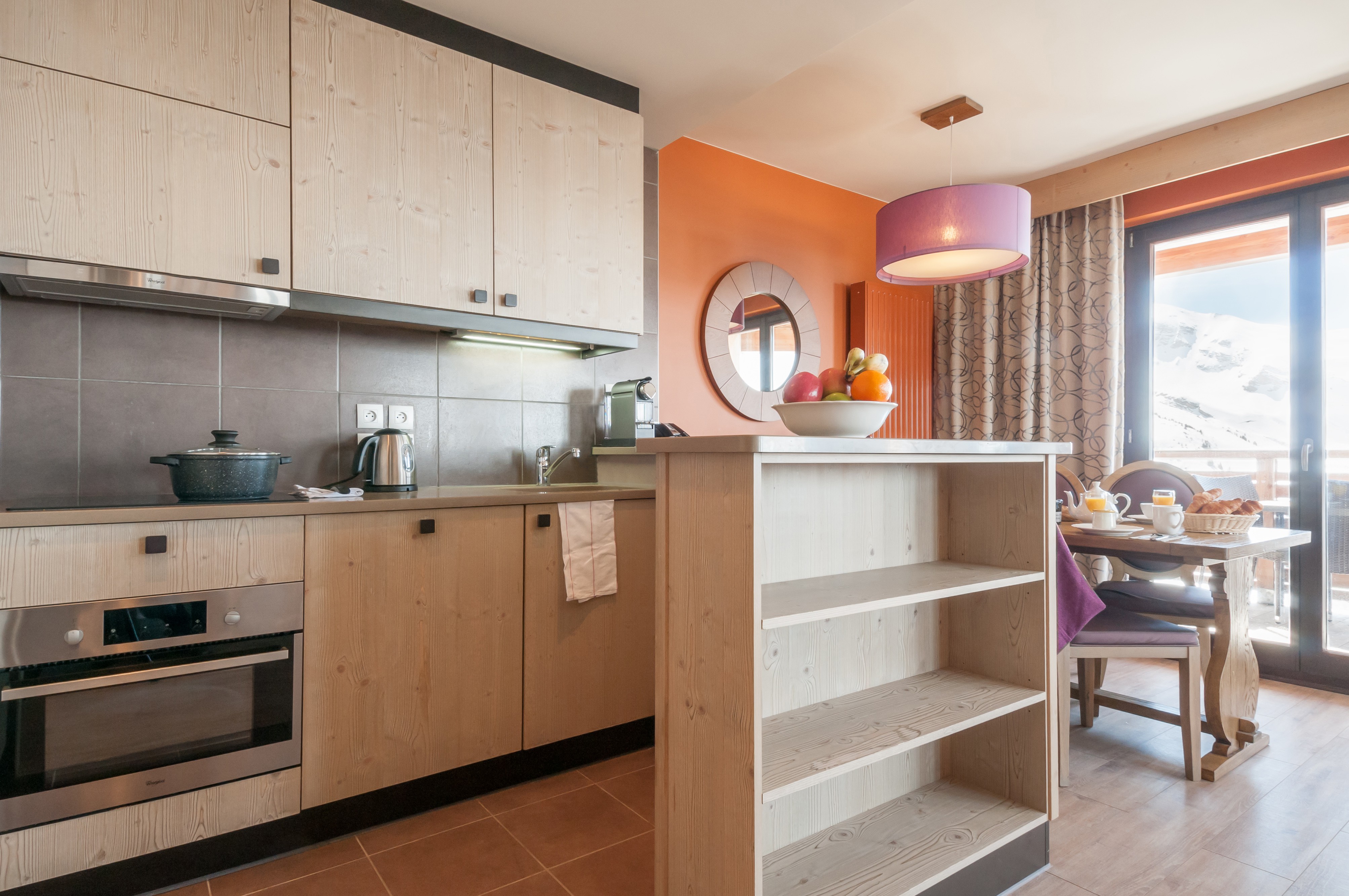 Apartment Capacity 4