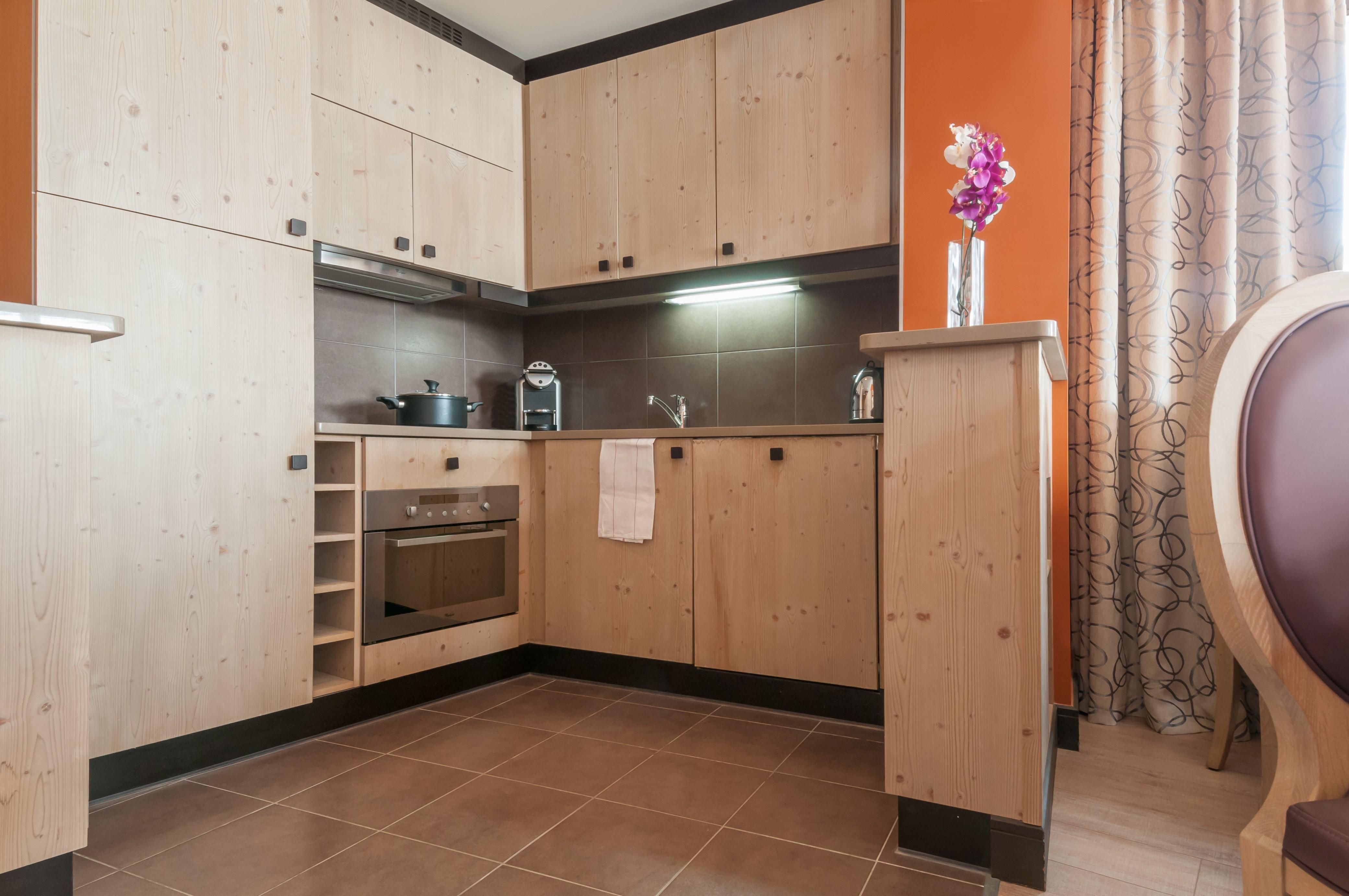 Apartment Capacity 4