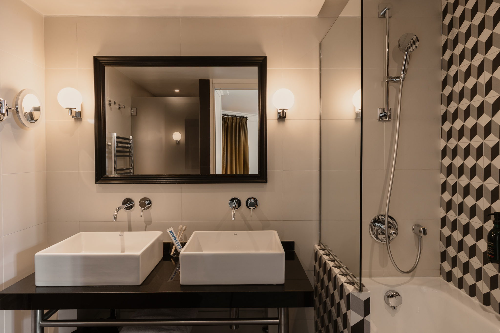 Double or Twin Executive