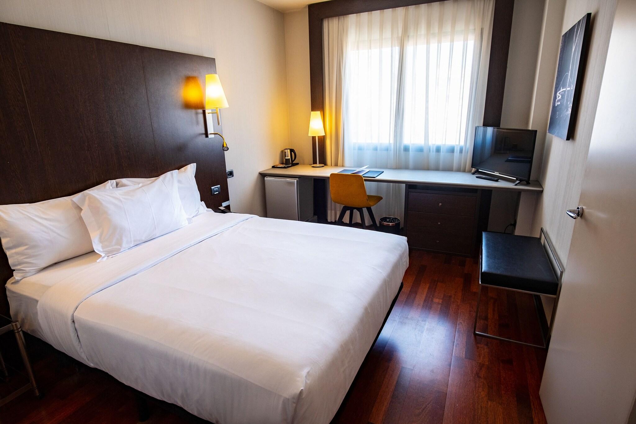 Double Single Queen Size Bed