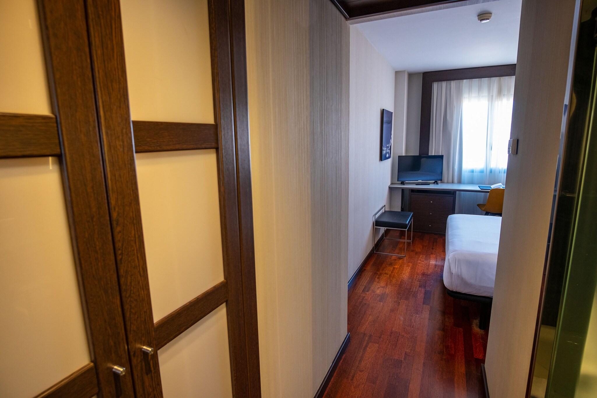 Double Single Queen Size Bed