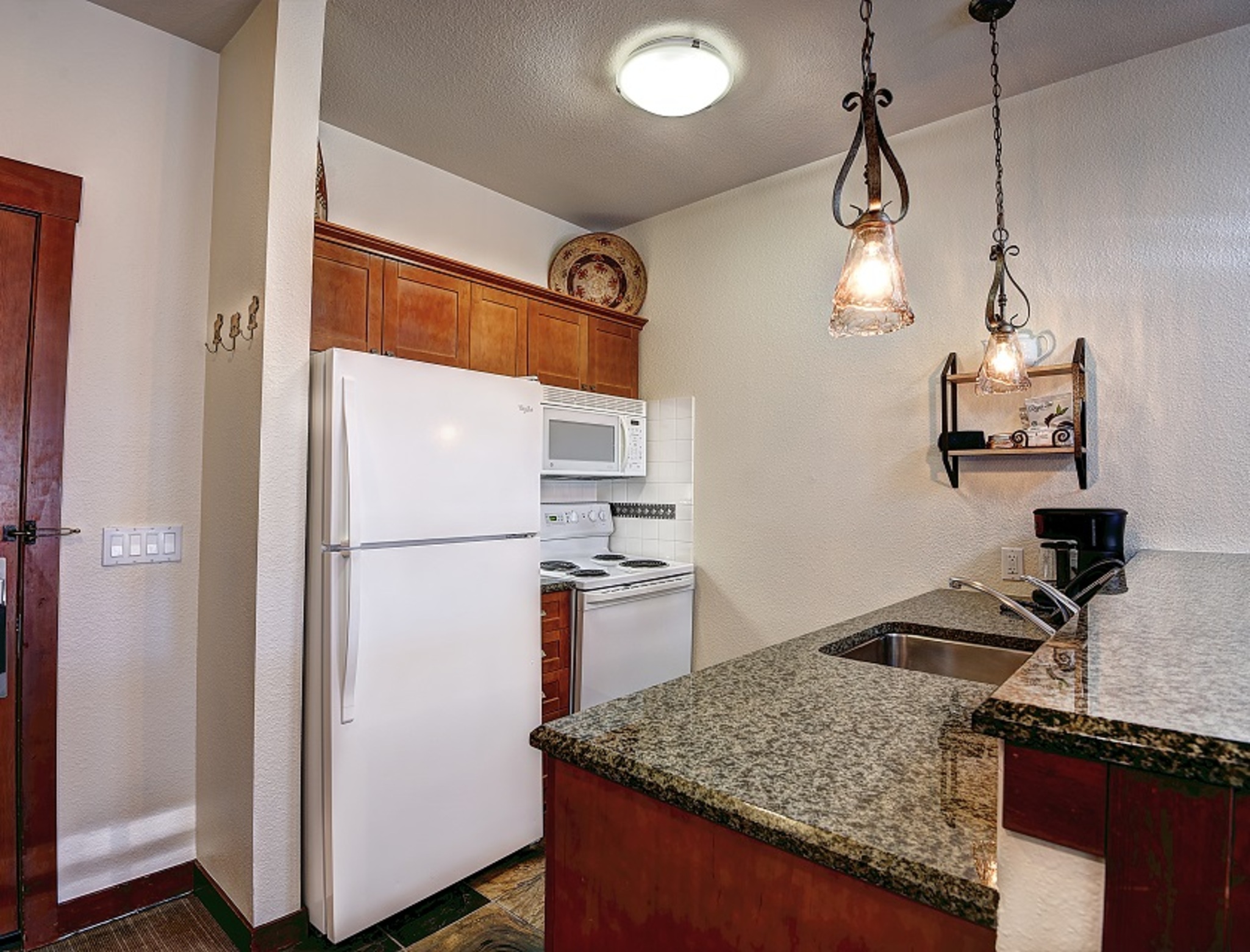 Double King Bed One Bedroom 