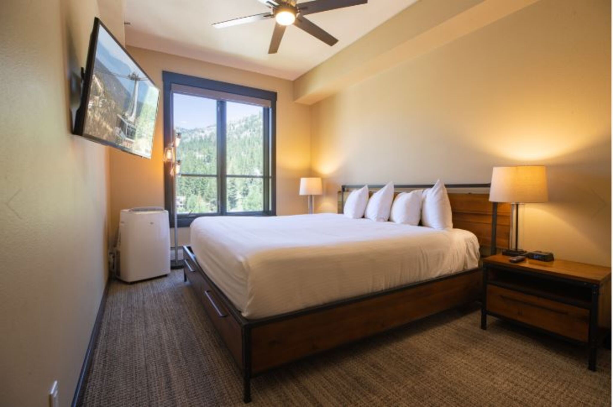 Suite Premier with Views