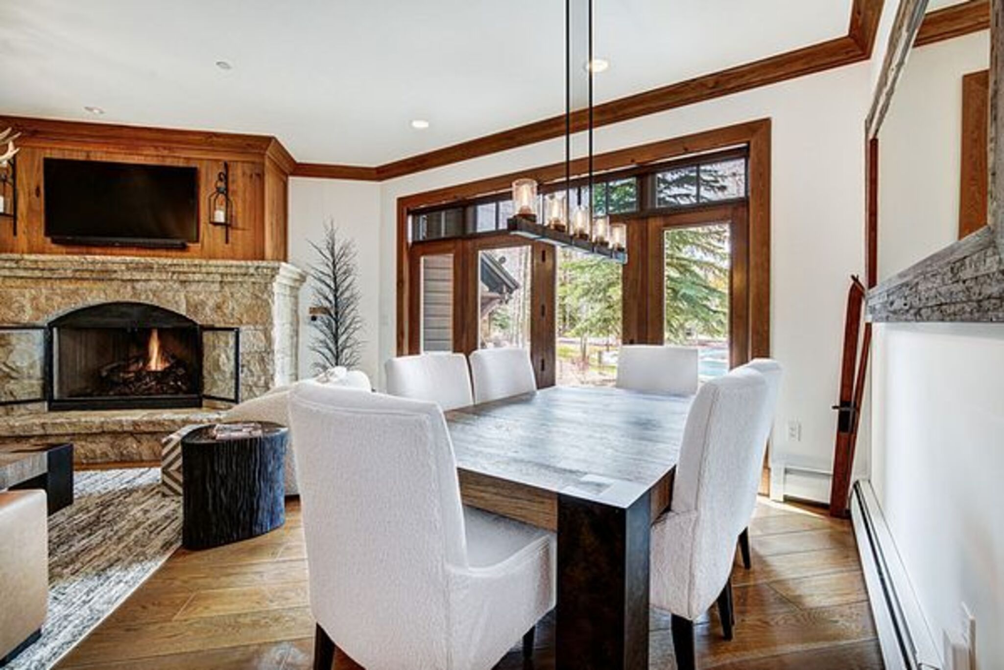 Double or Twin One Bedroom