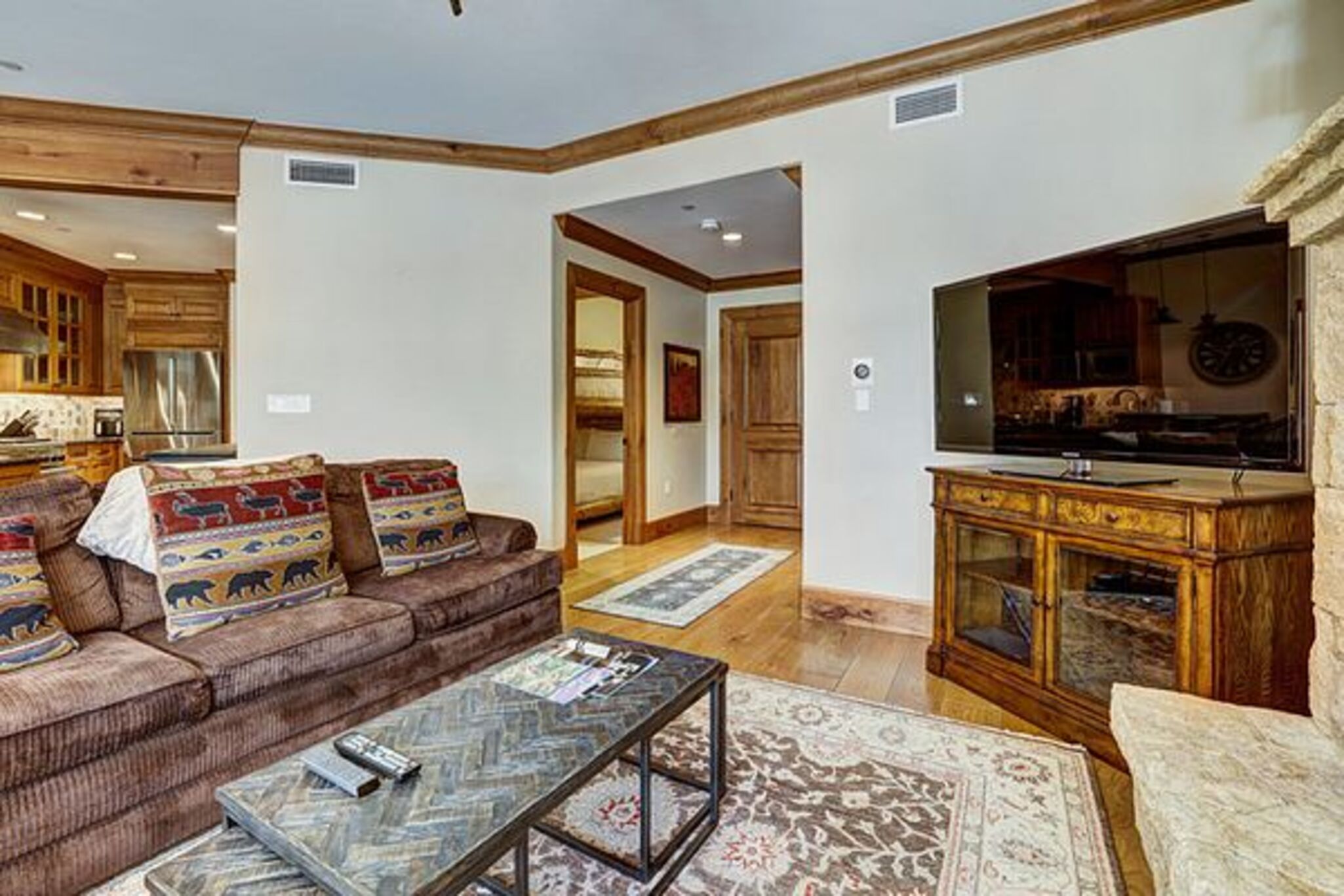 Double or Twin One Bedroom
