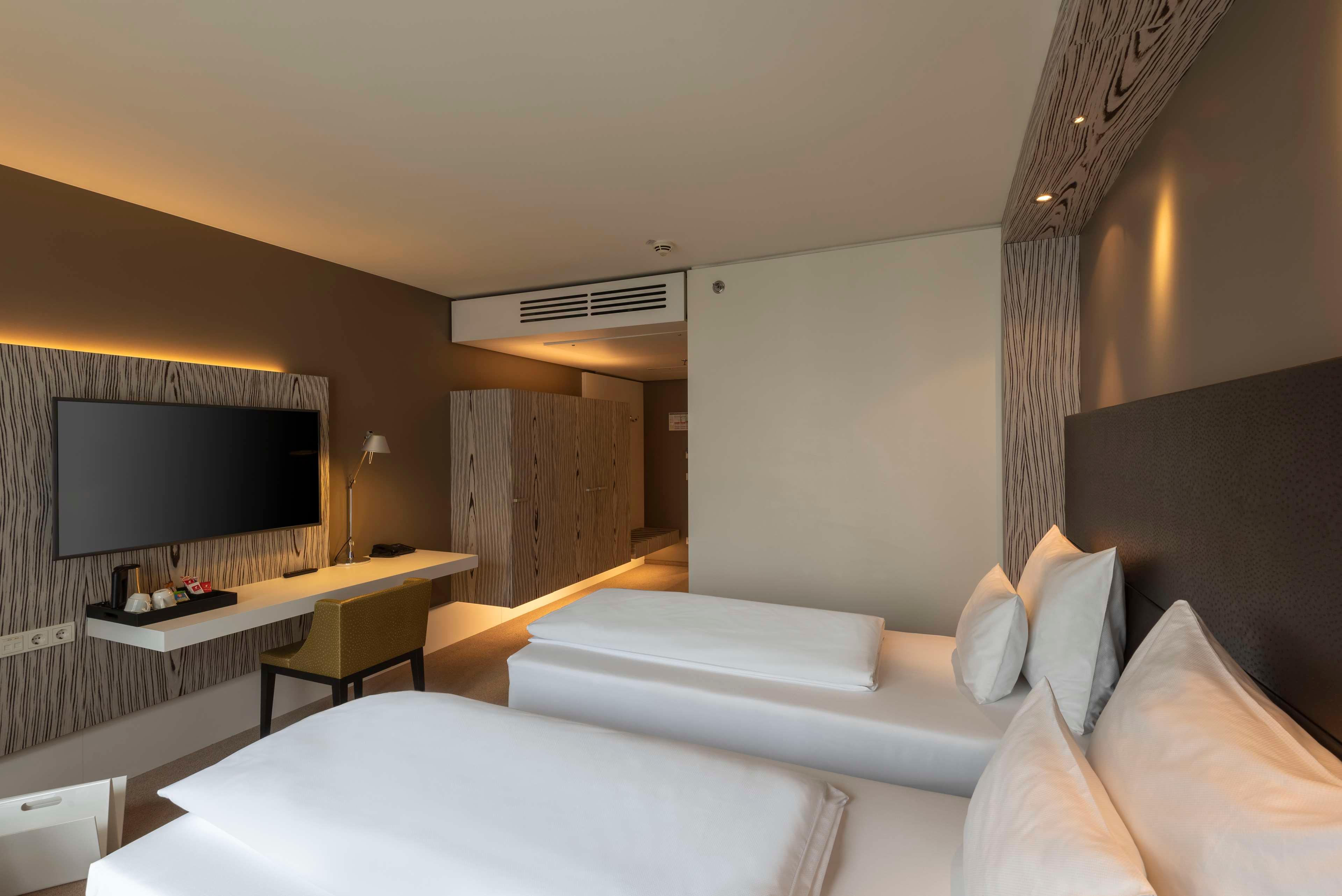 Twin Guest Room